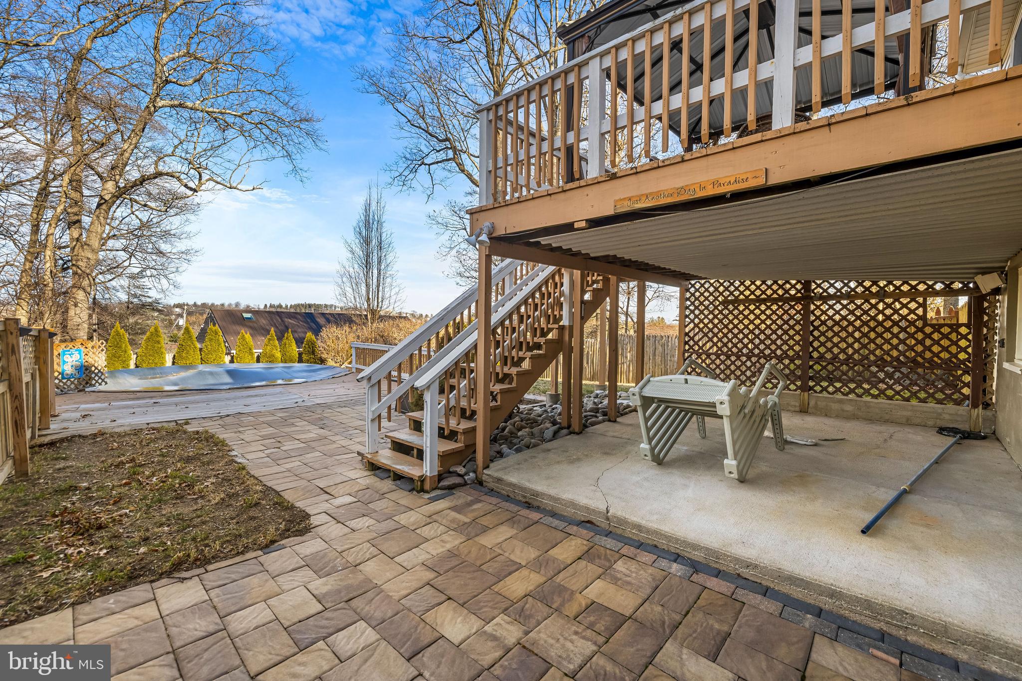 FOREST HILLS - Residential