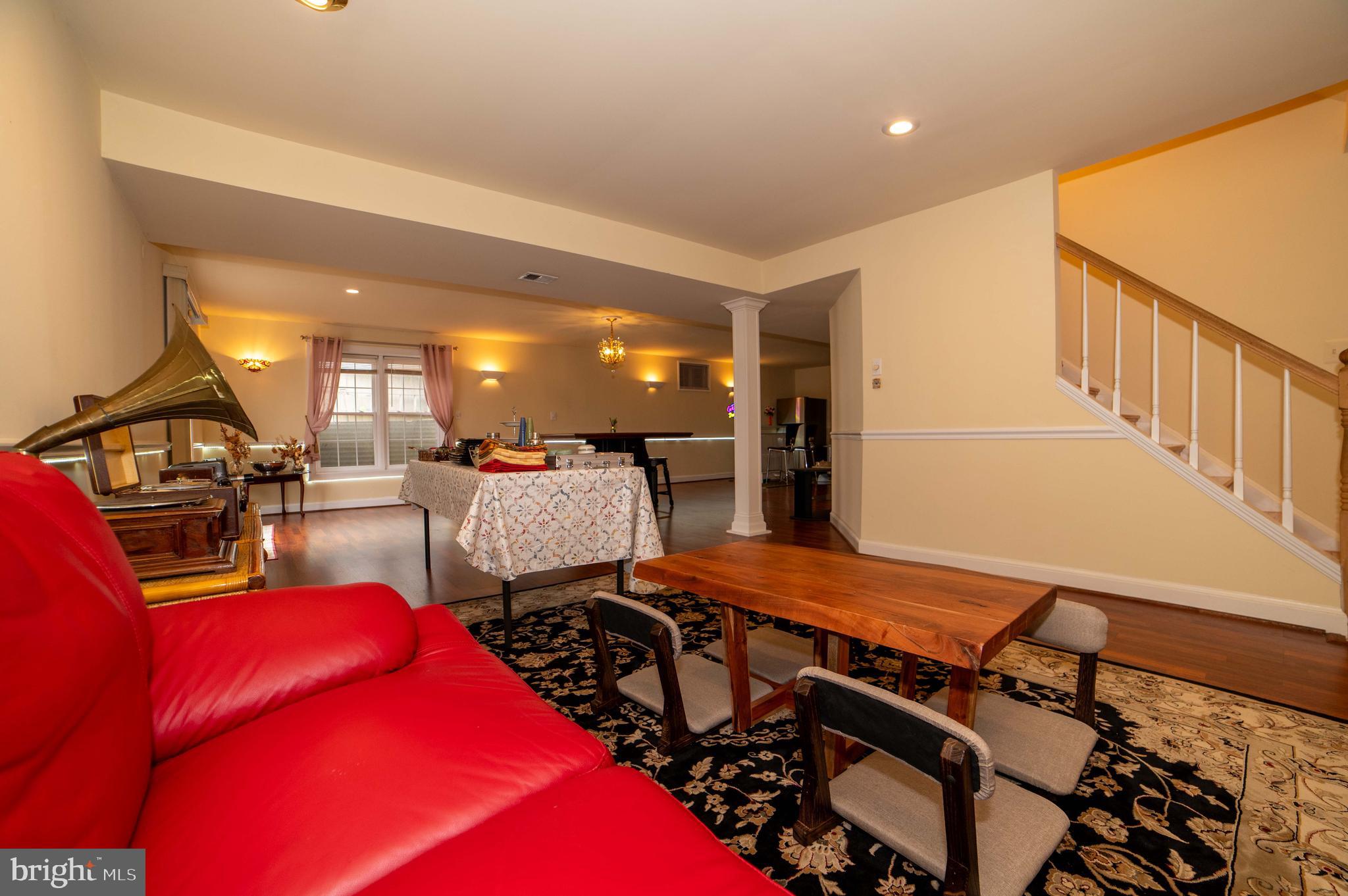 PINEY POND ESTATES - Residential