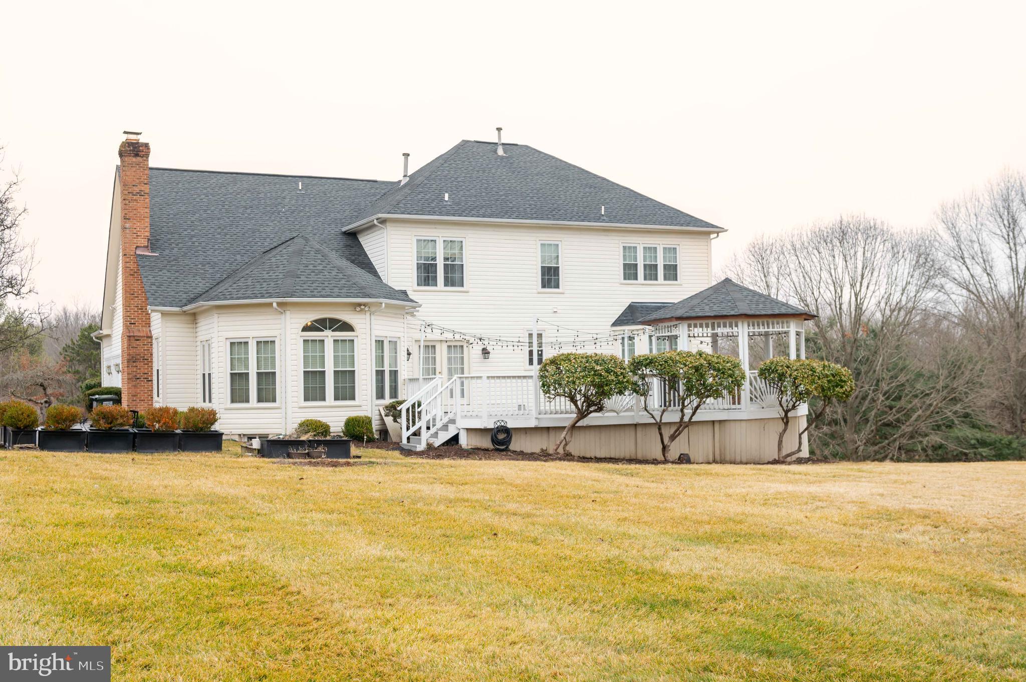 10805 PINEY POND DRIVE