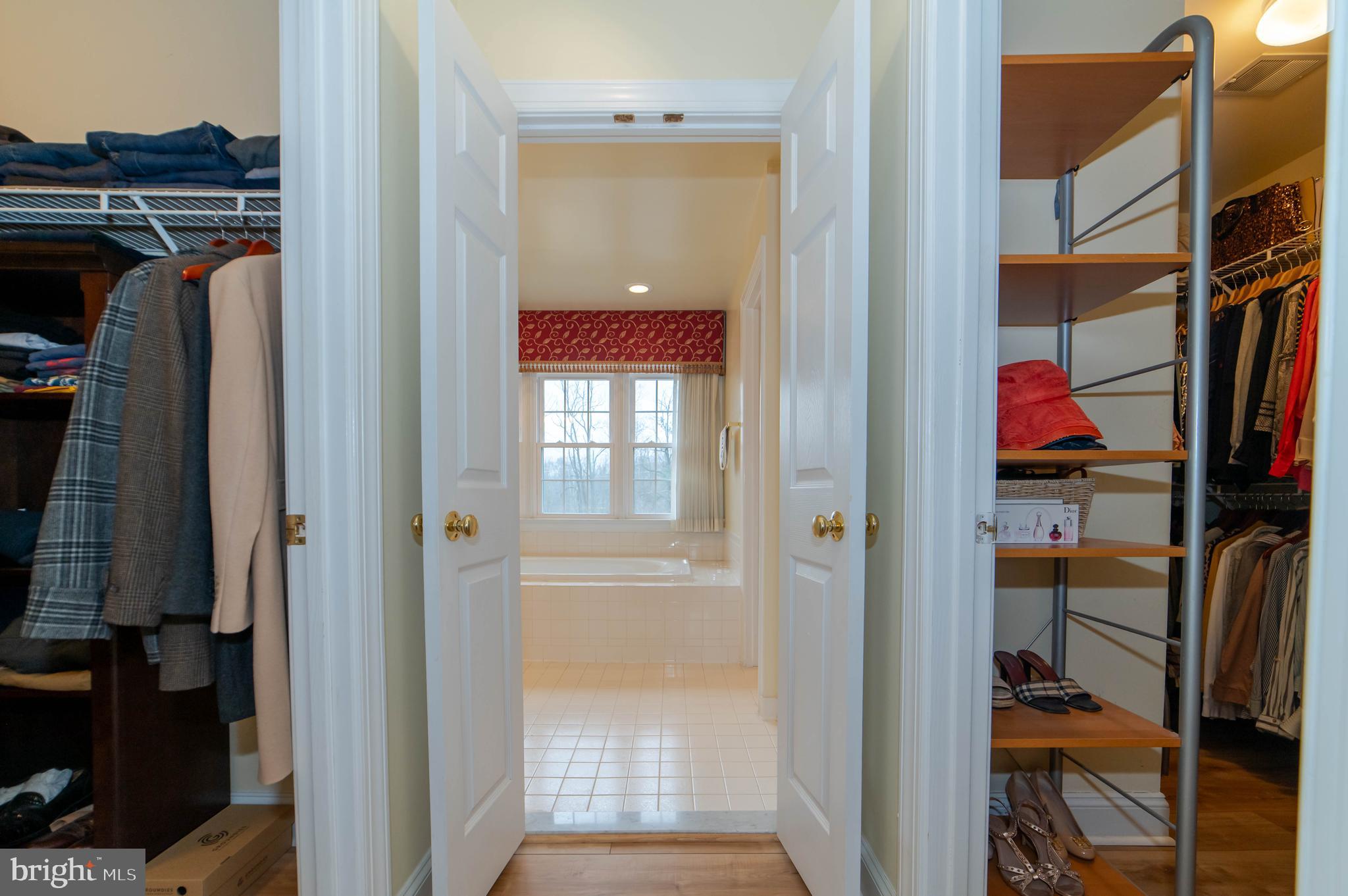 PINEY POND ESTATES - Residential