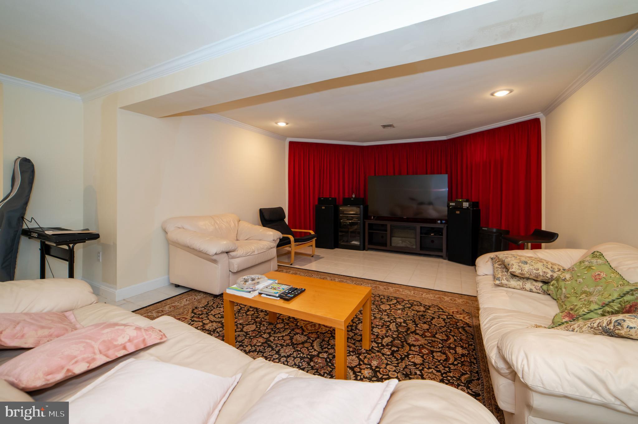 PINEY POND ESTATES - Residential