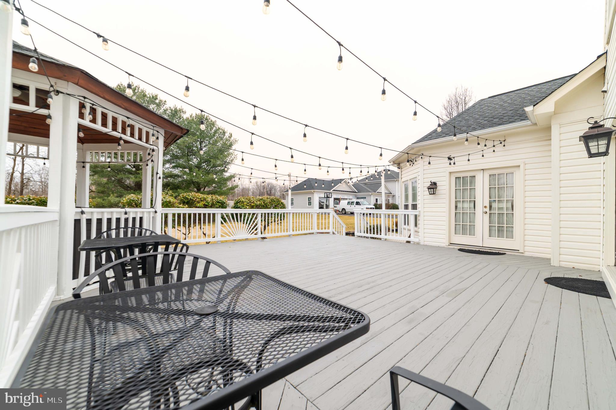 PINEY POND ESTATES - Residential