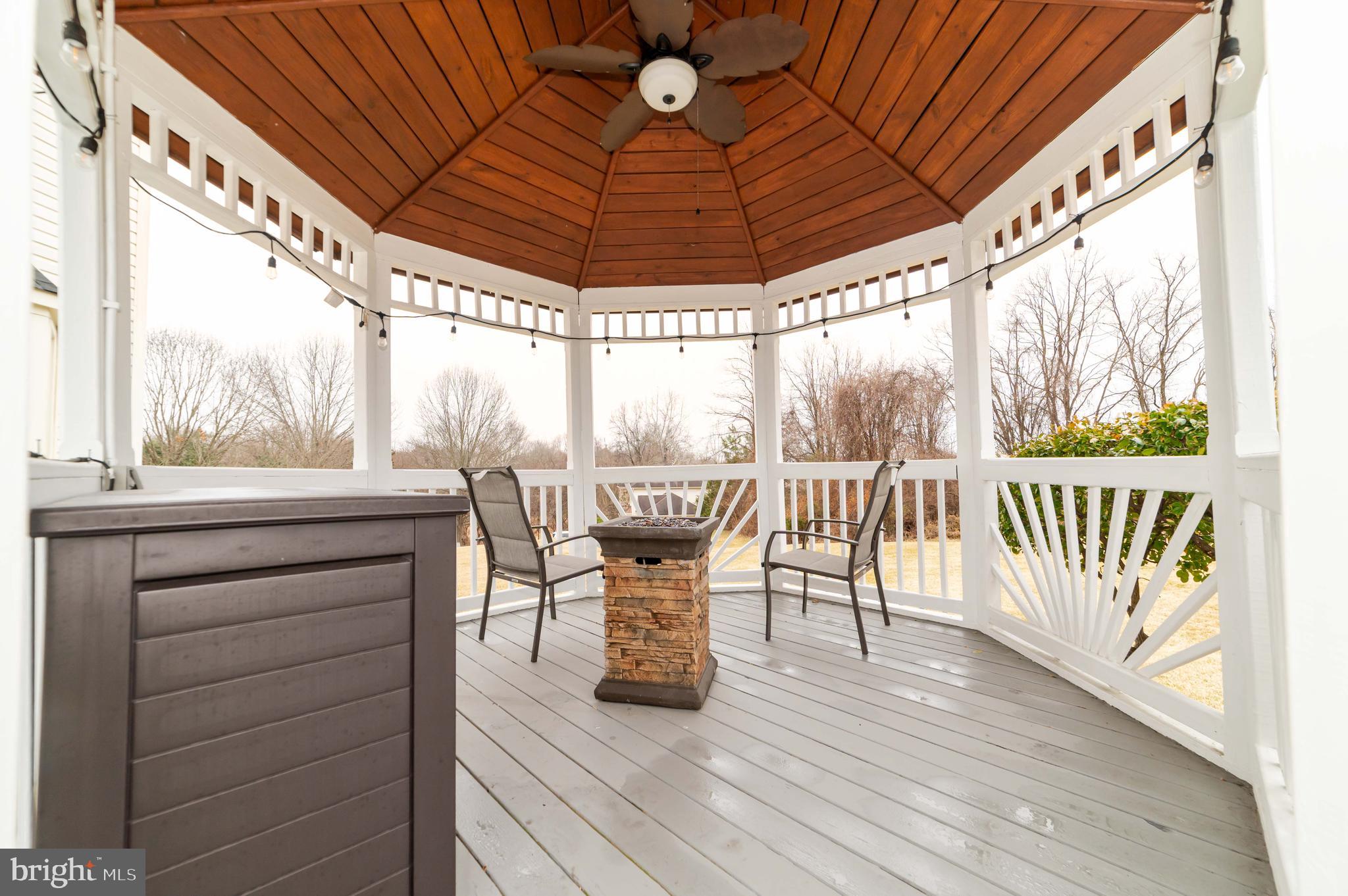 PINEY POND ESTATES - Residential