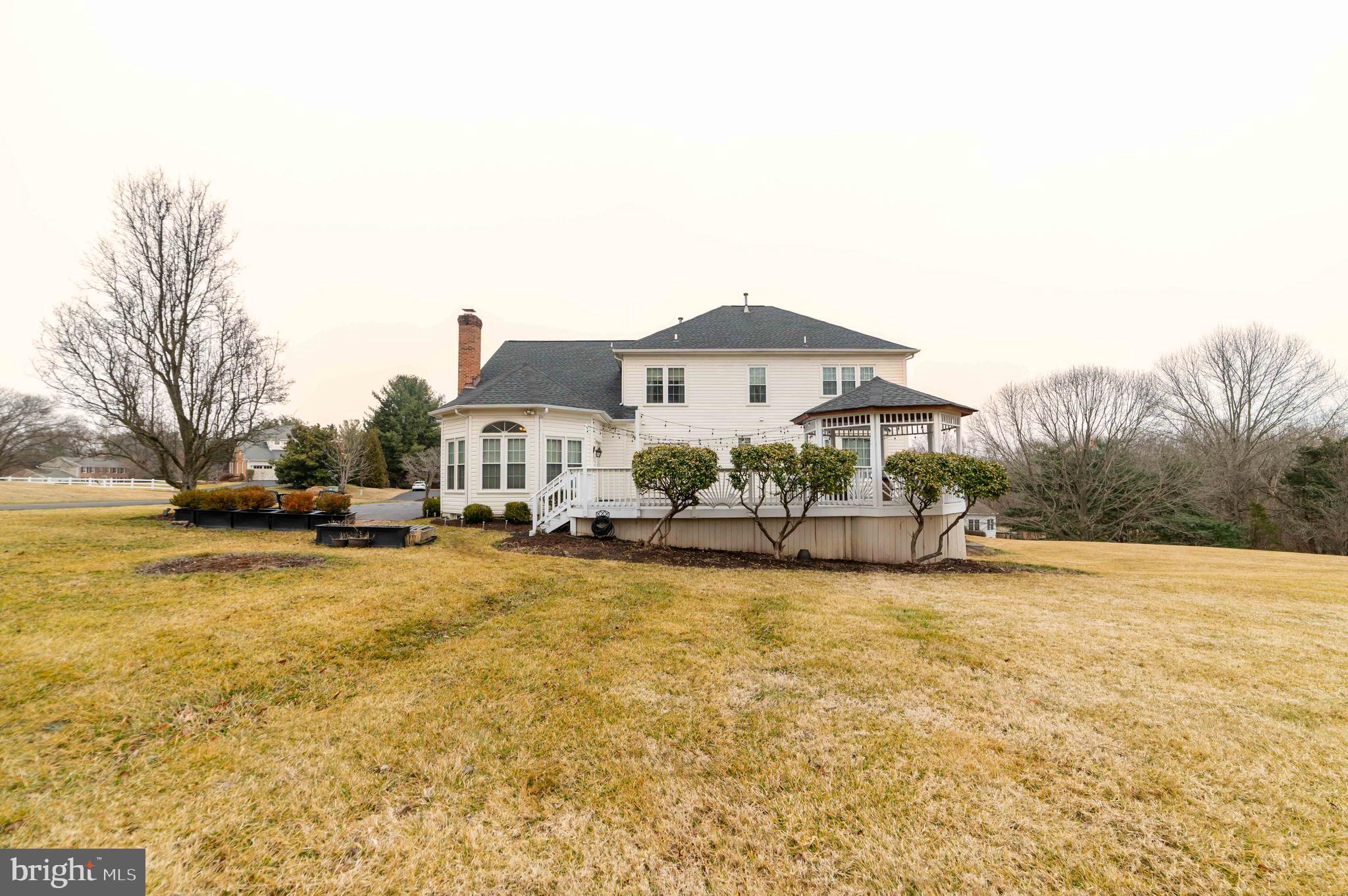 10805 PINEY POND DRIVE