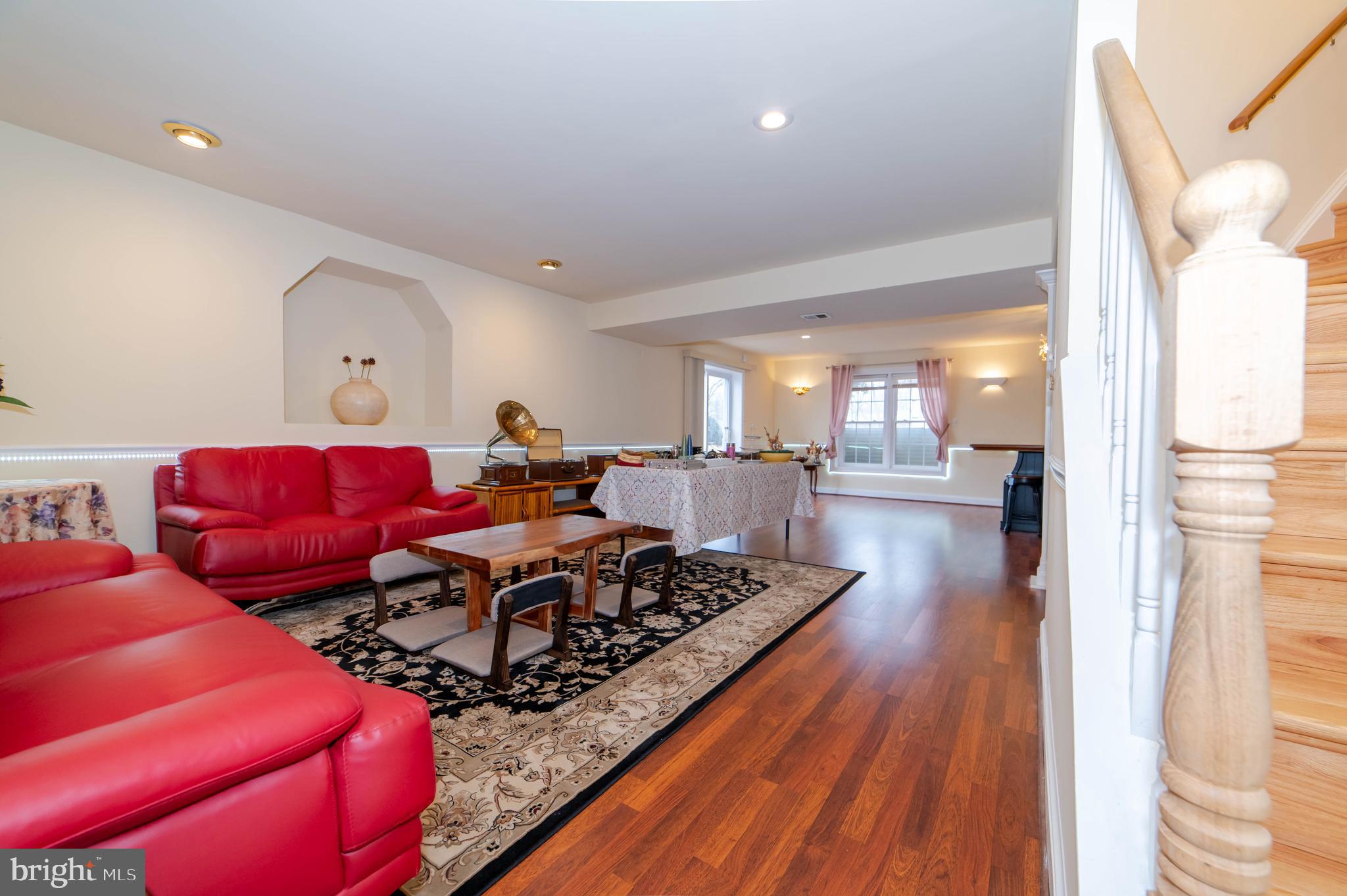 PINEY POND ESTATES - Residential