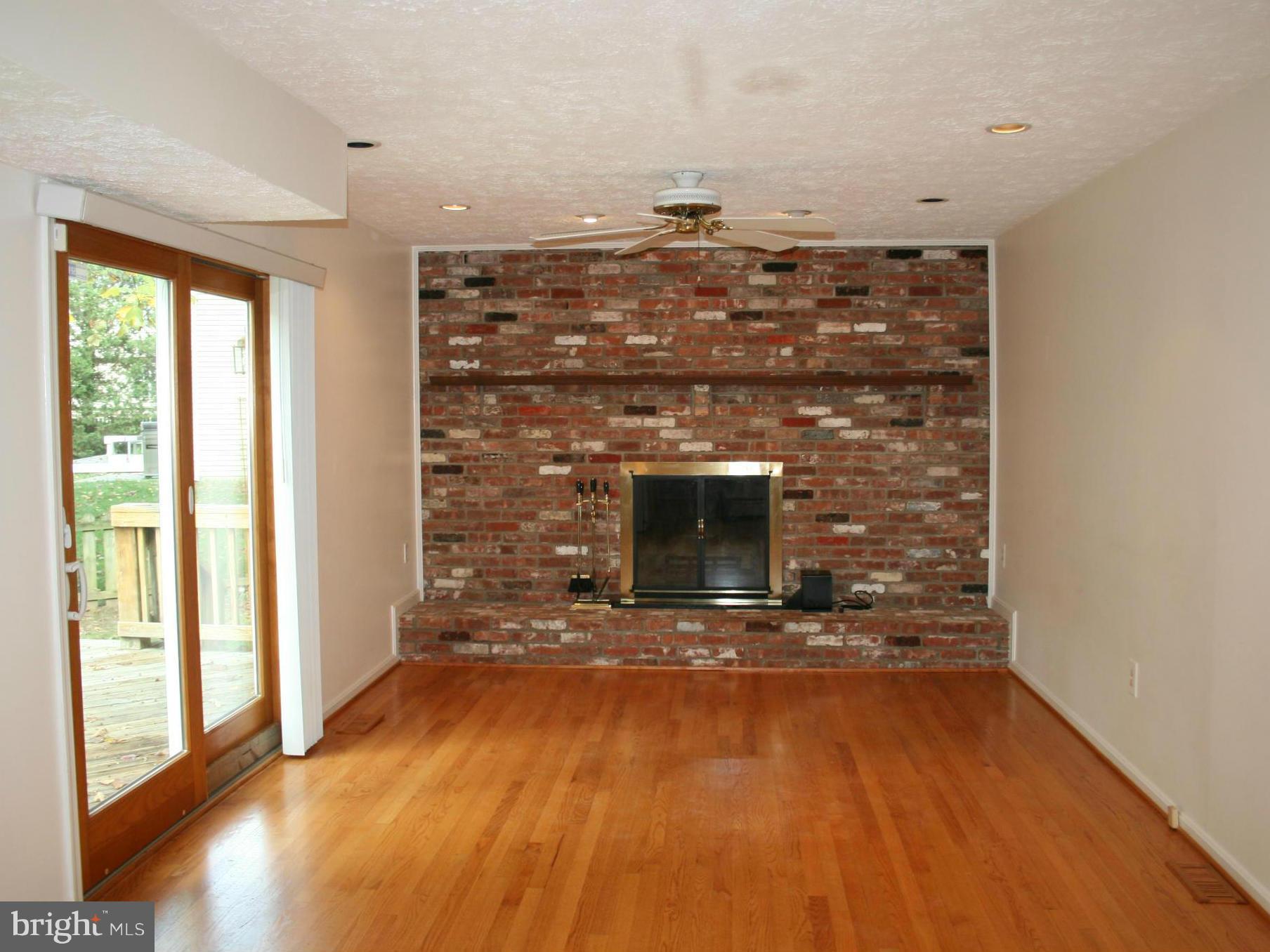 BLACKWALNUT COVE - Residential