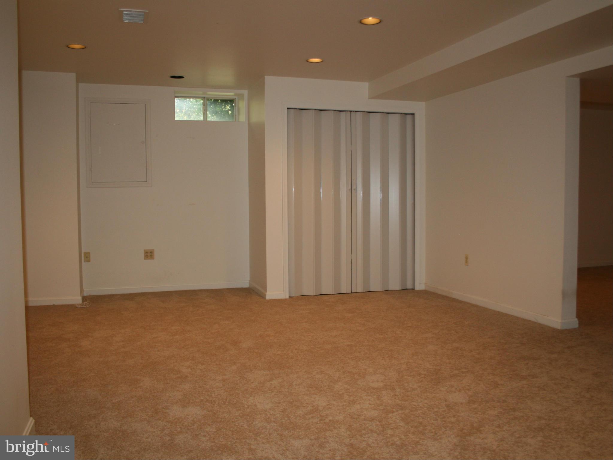 BLACKWALNUT COVE - Residential