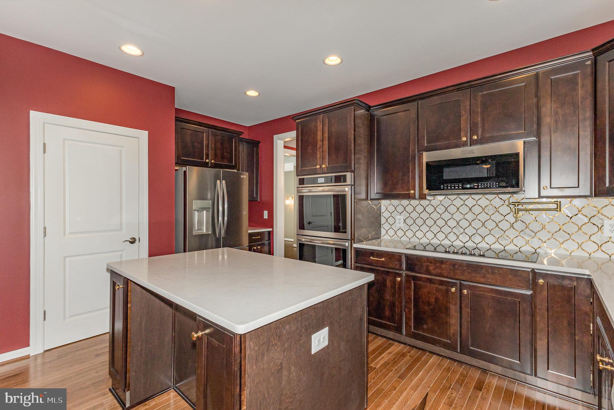 POWELLS LANDING - Residential