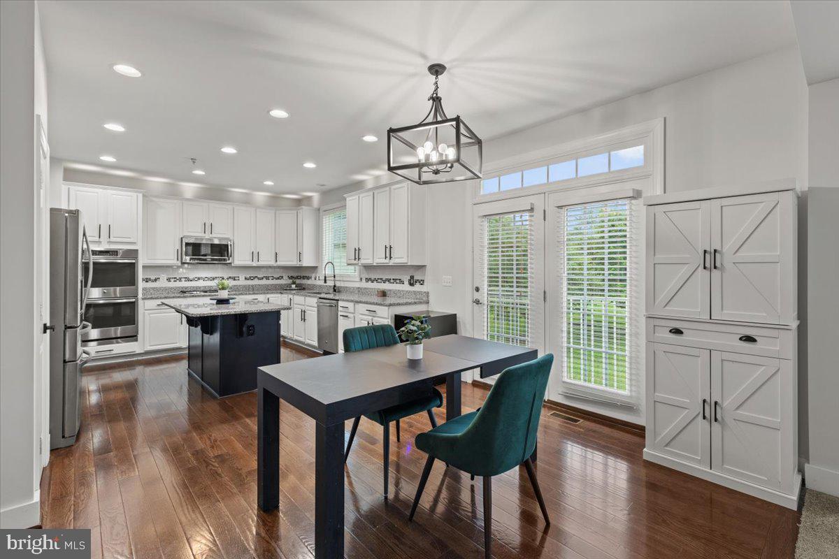 BALMORAL - Residential