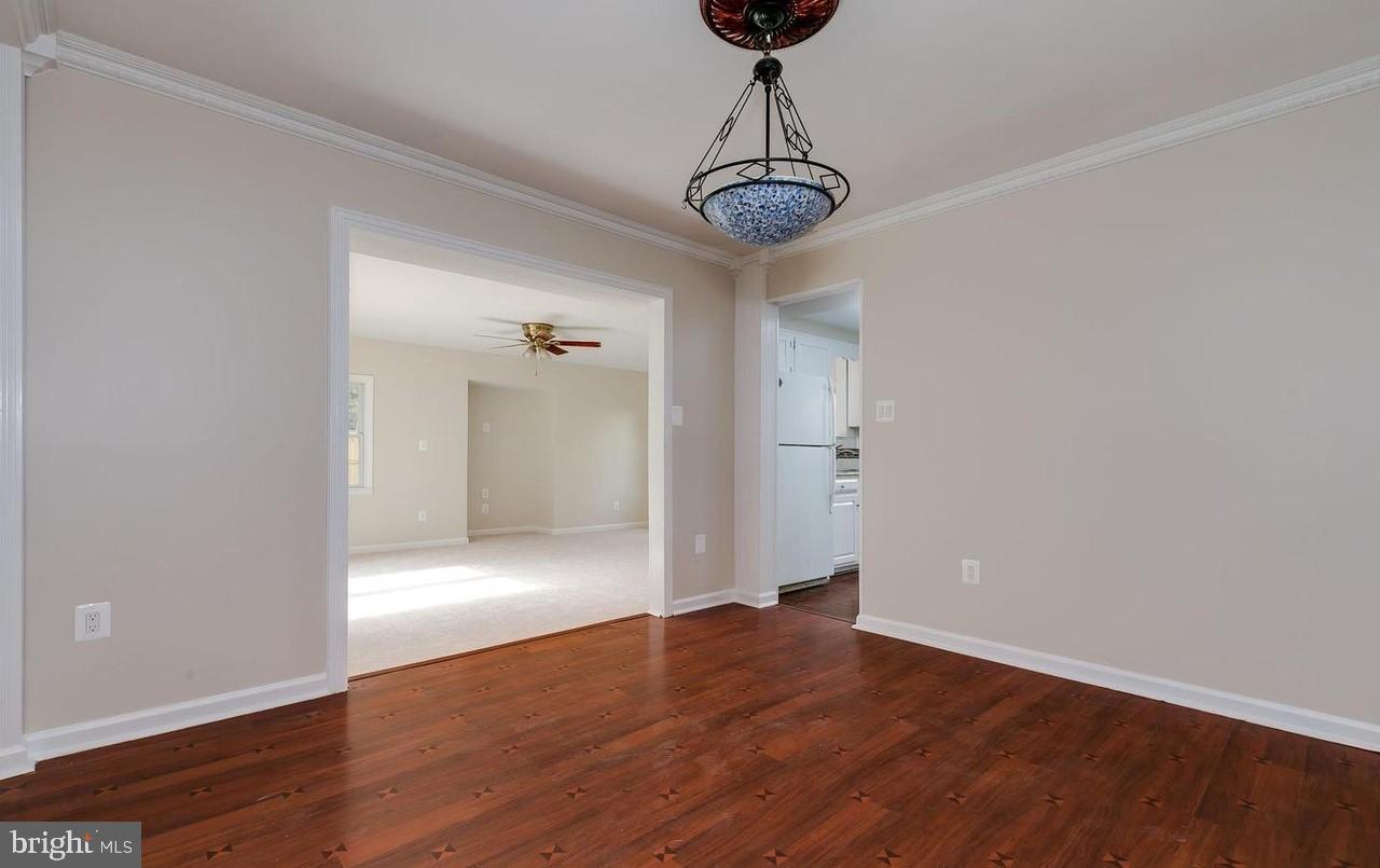 KINGSTON CHASE - Residential Lease