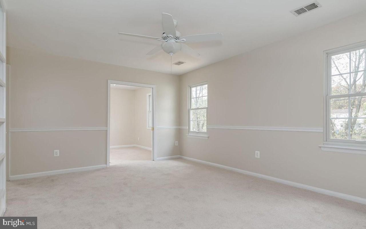 KINGSTON CHASE - Residential Lease