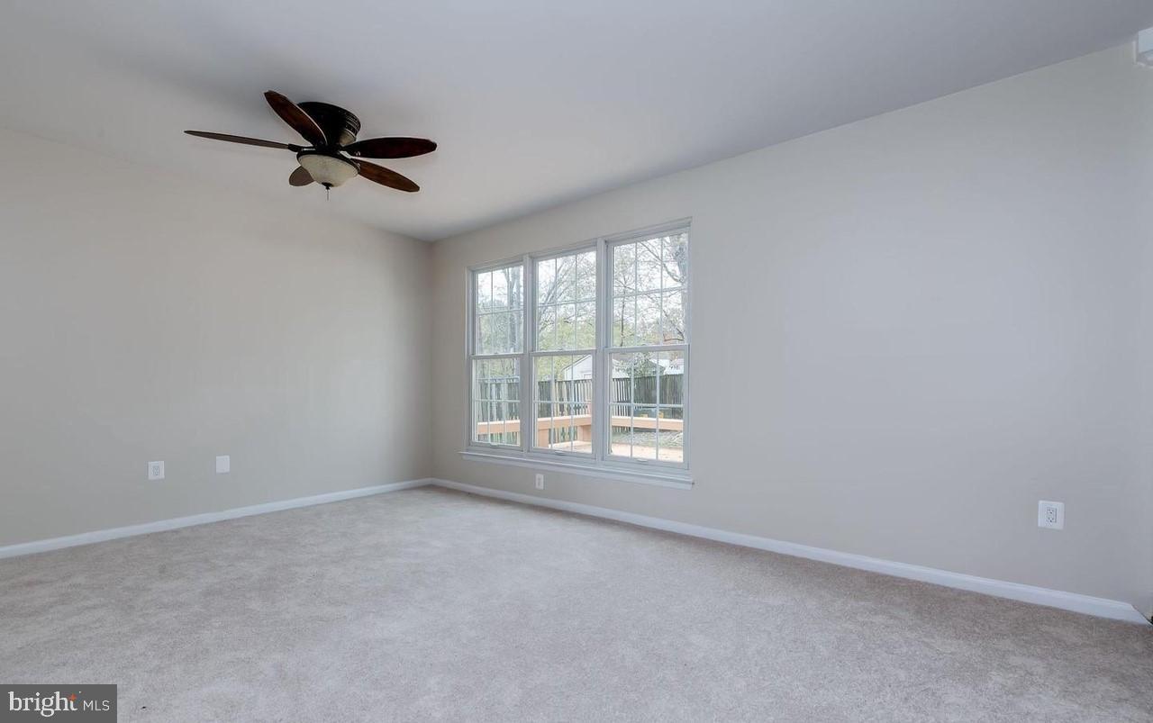 KINGSTON CHASE - Residential Lease