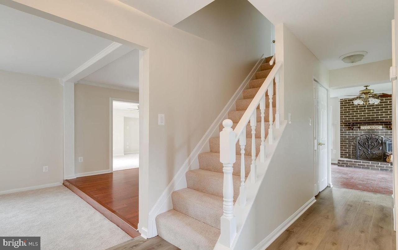 KINGSTON CHASE - Residential Lease