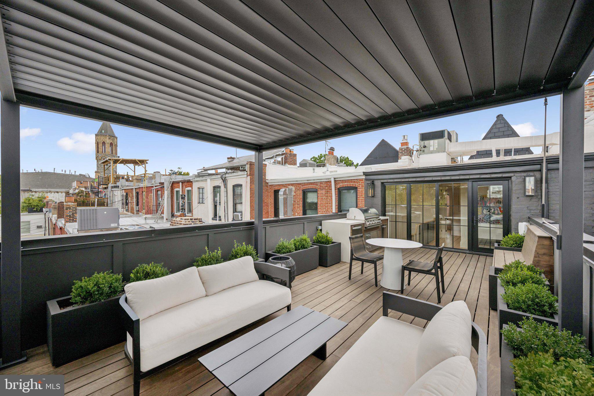 CAPITOL HILL - Residential