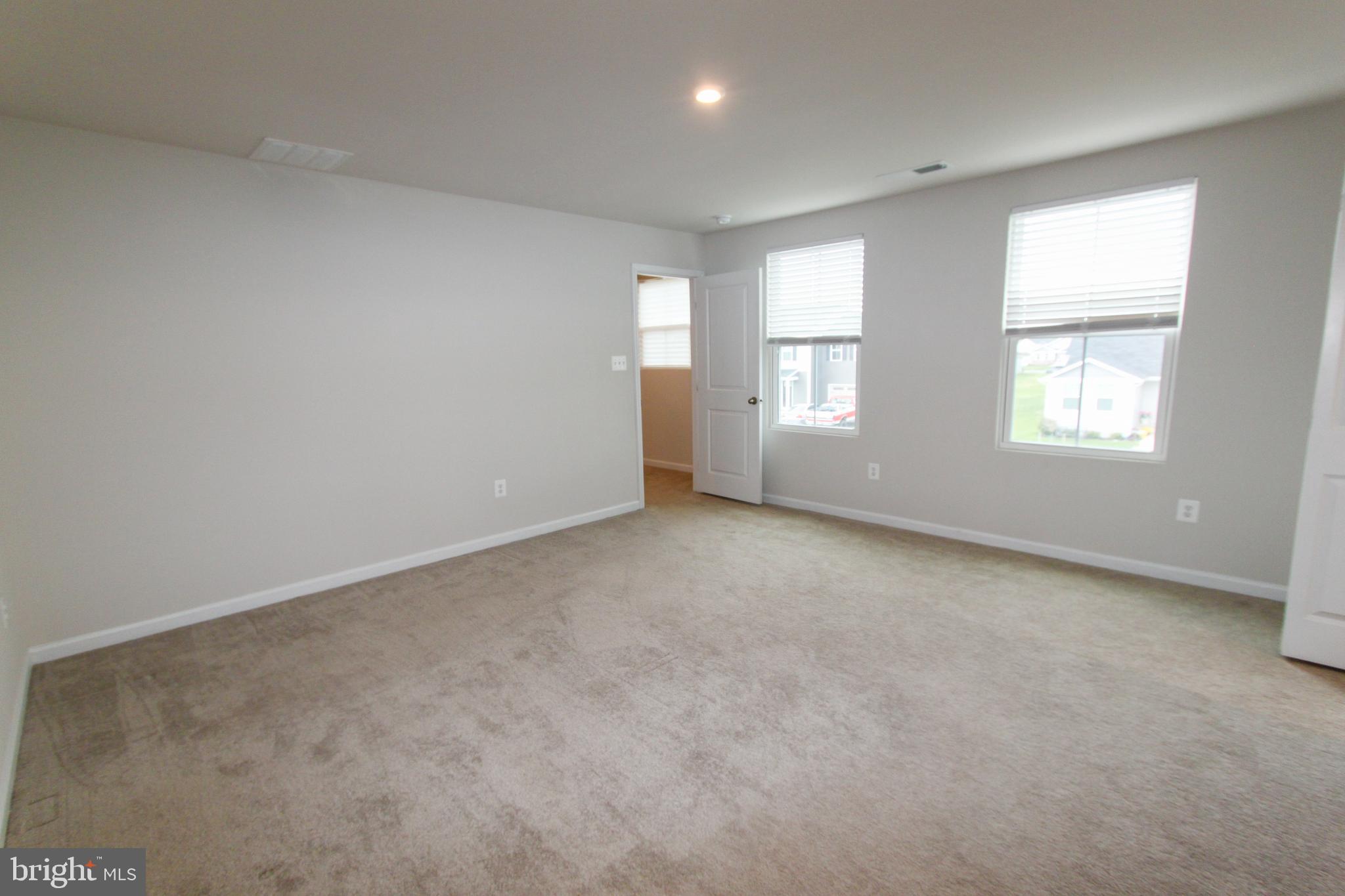 CHANDLERS GLEN - Residential Lease