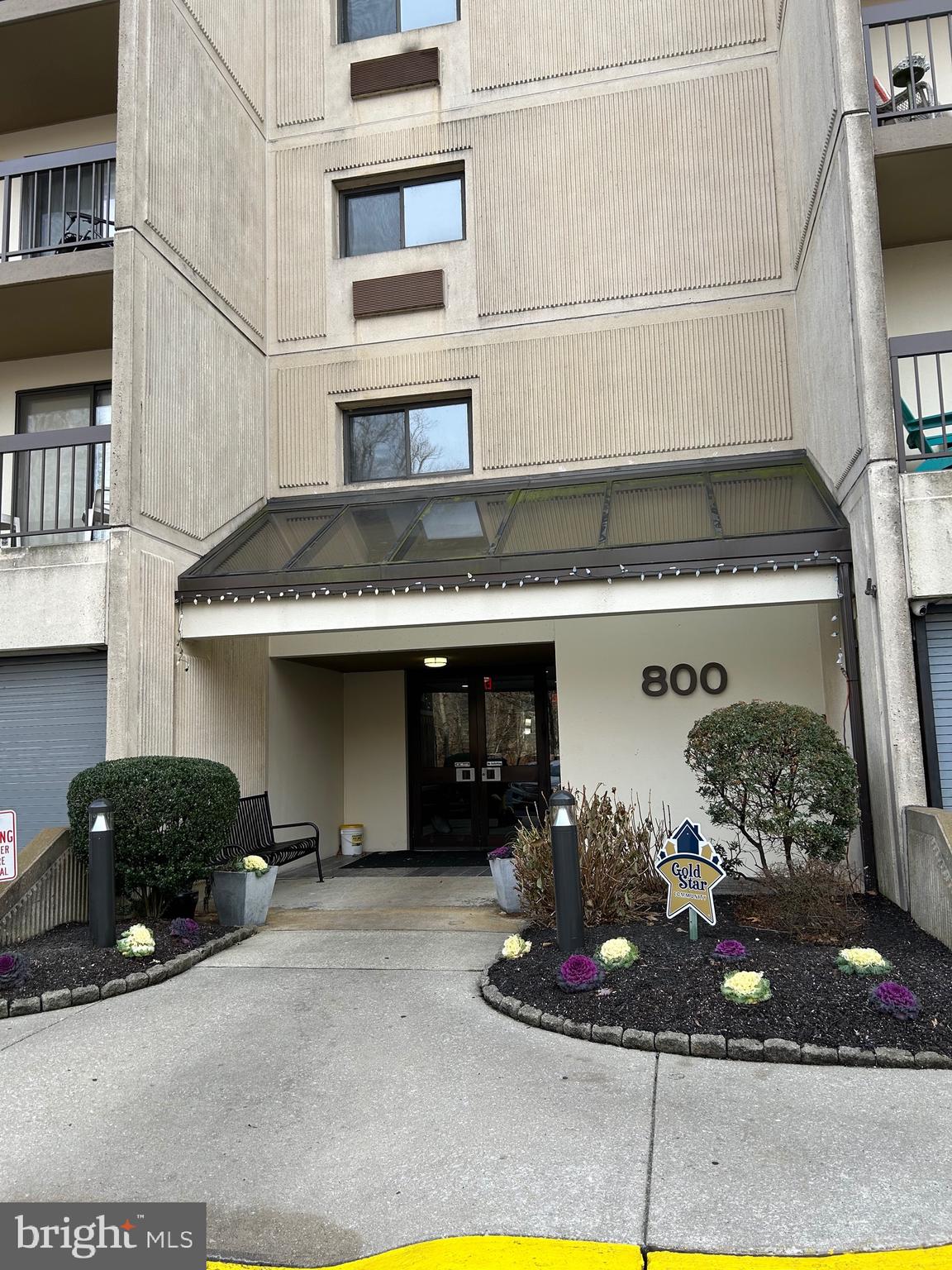 800 AVONDALE ROAD 7M