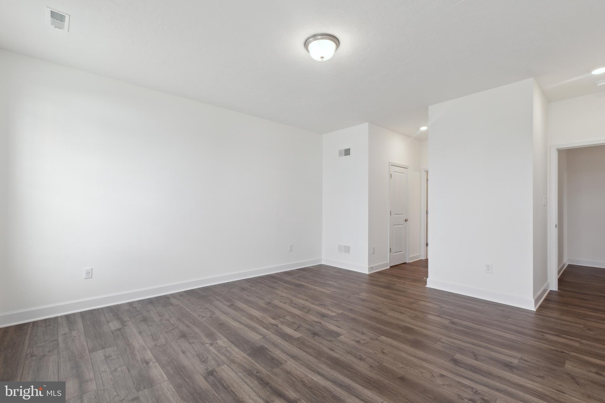 CUMBERLAND VILLAGE - Residential