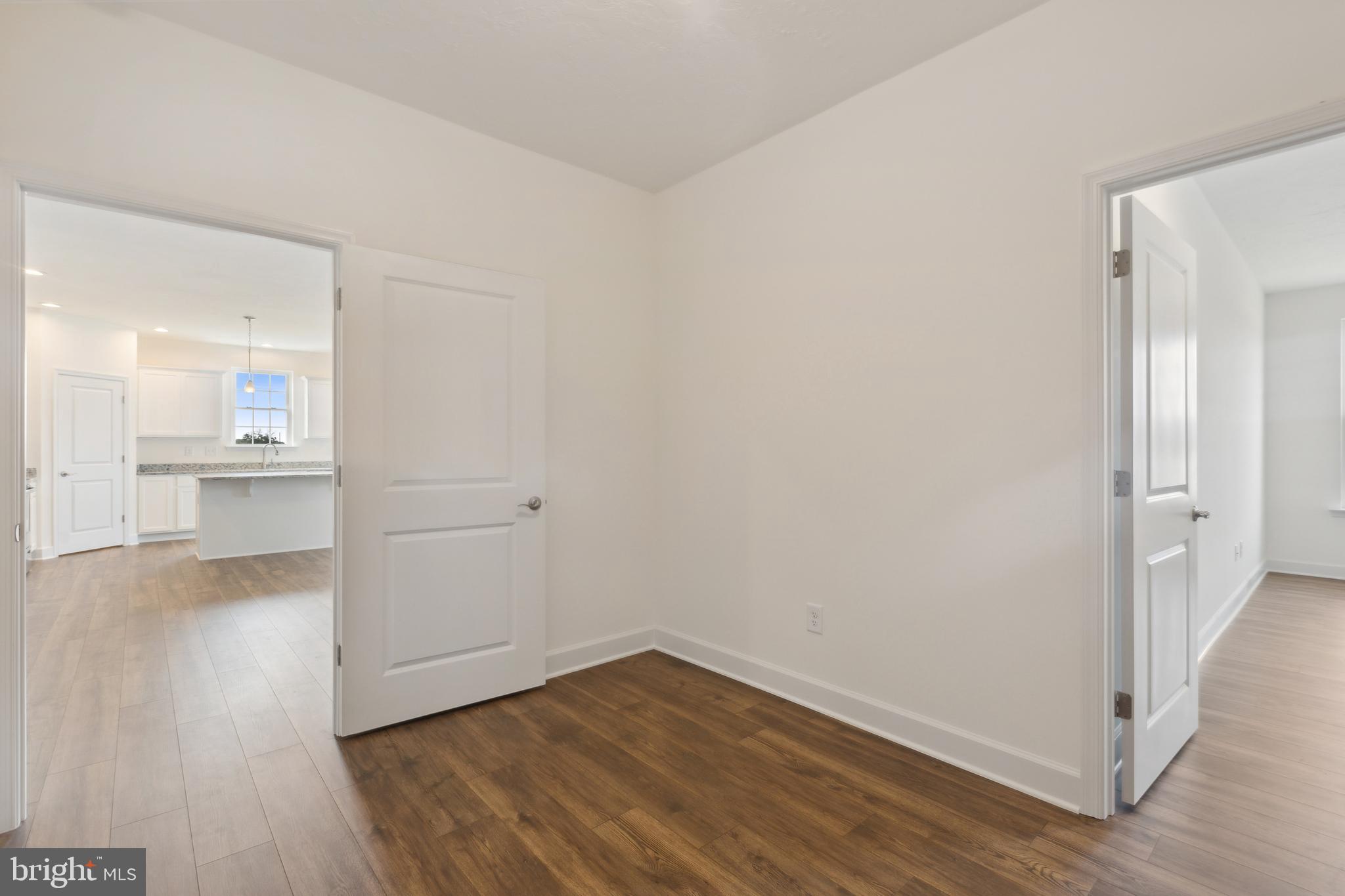 CUMBERLAND VILLAGE - Residential