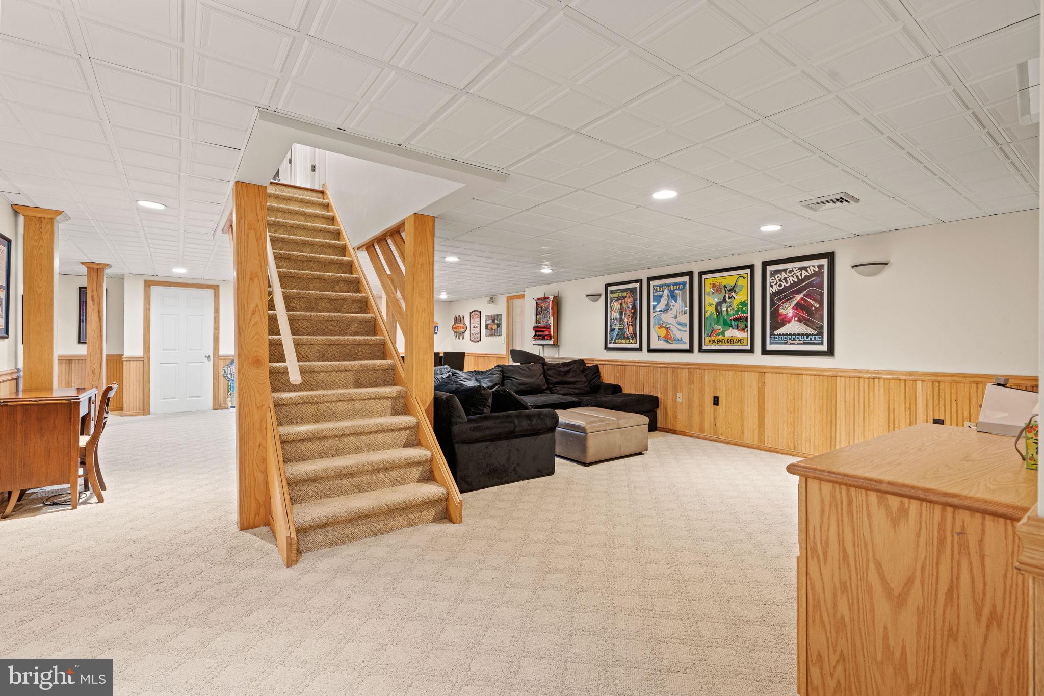 SHADY HILL ESTATES - Residential