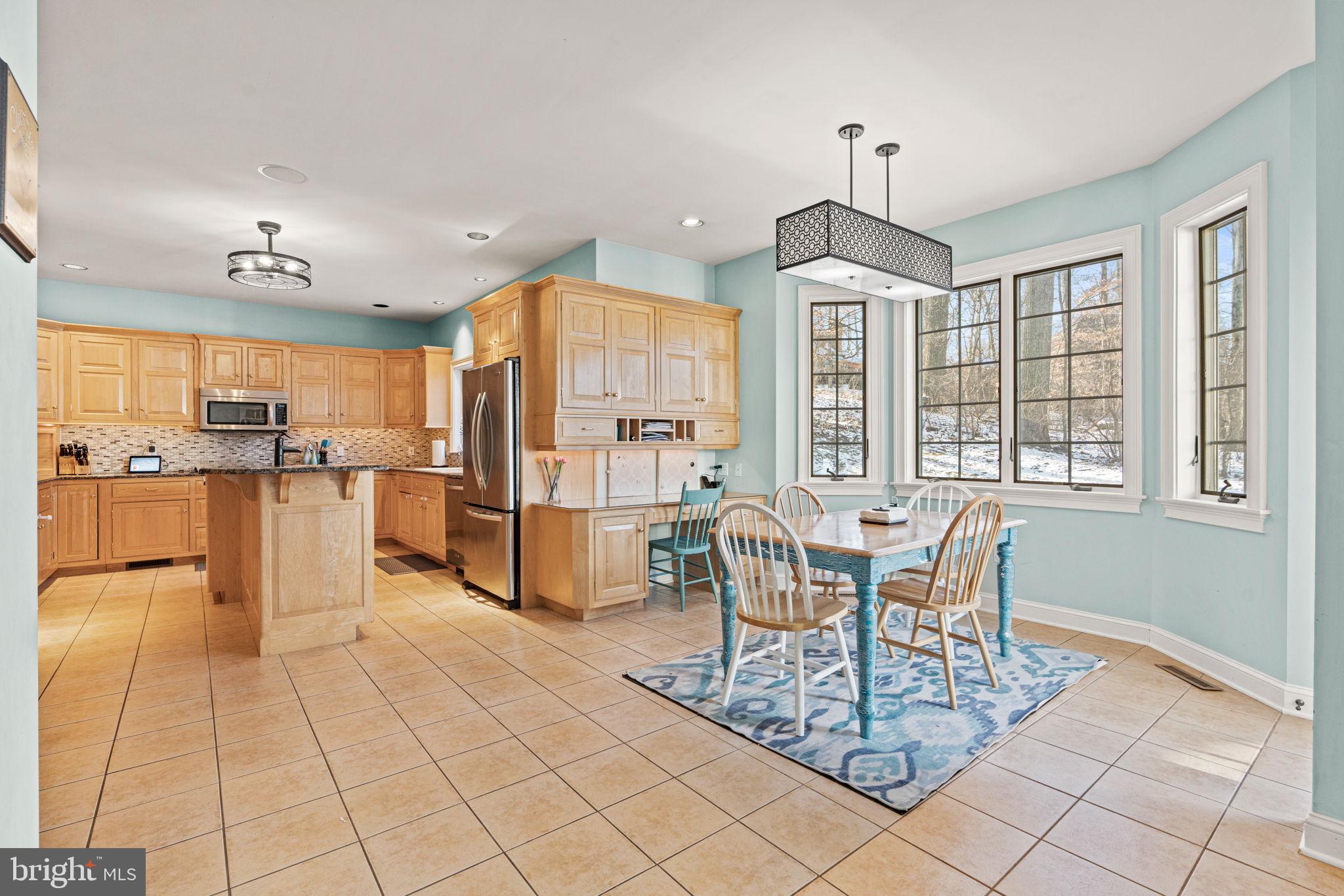 SHADY HILL ESTATES - Residential