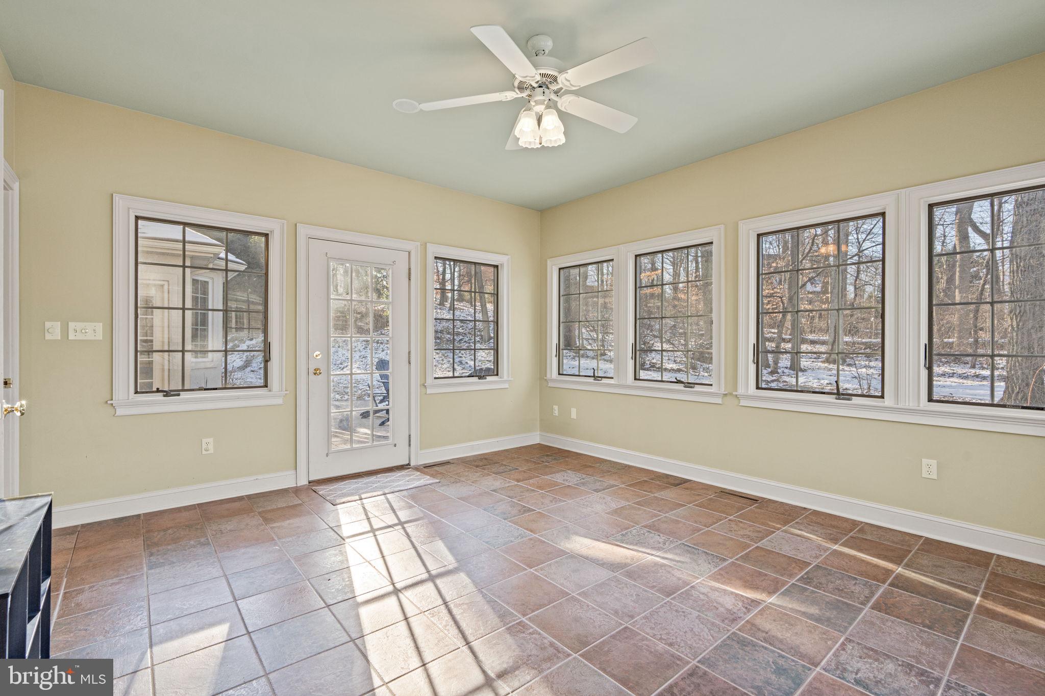 SHADY HILL ESTATES - Residential