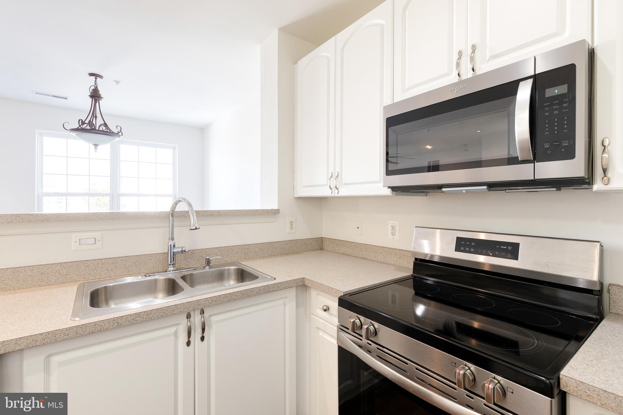 HIGH VIEW AT HUNT VALLEY - Residential