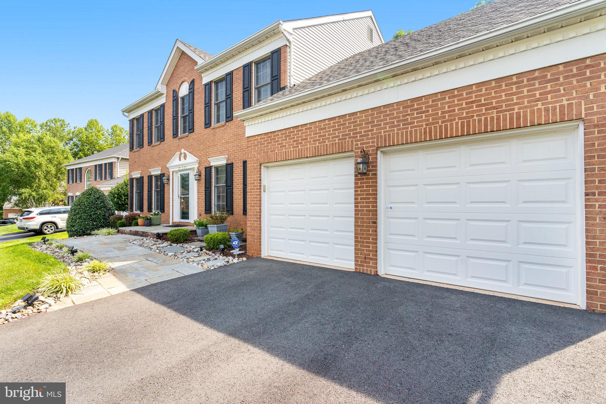 POTOMAC WOODS - Residential Lease