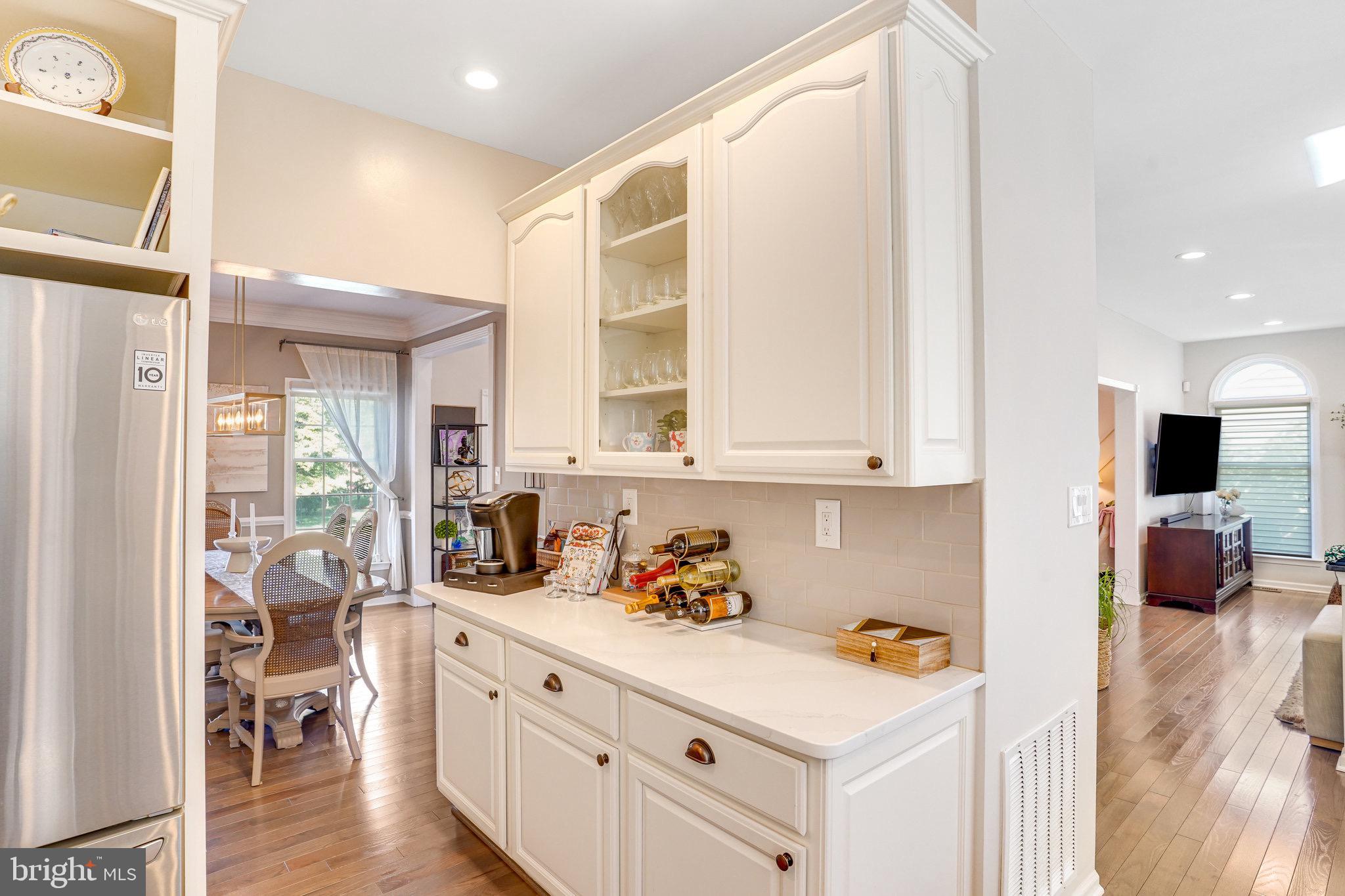 POTOMAC WOODS - Residential Lease