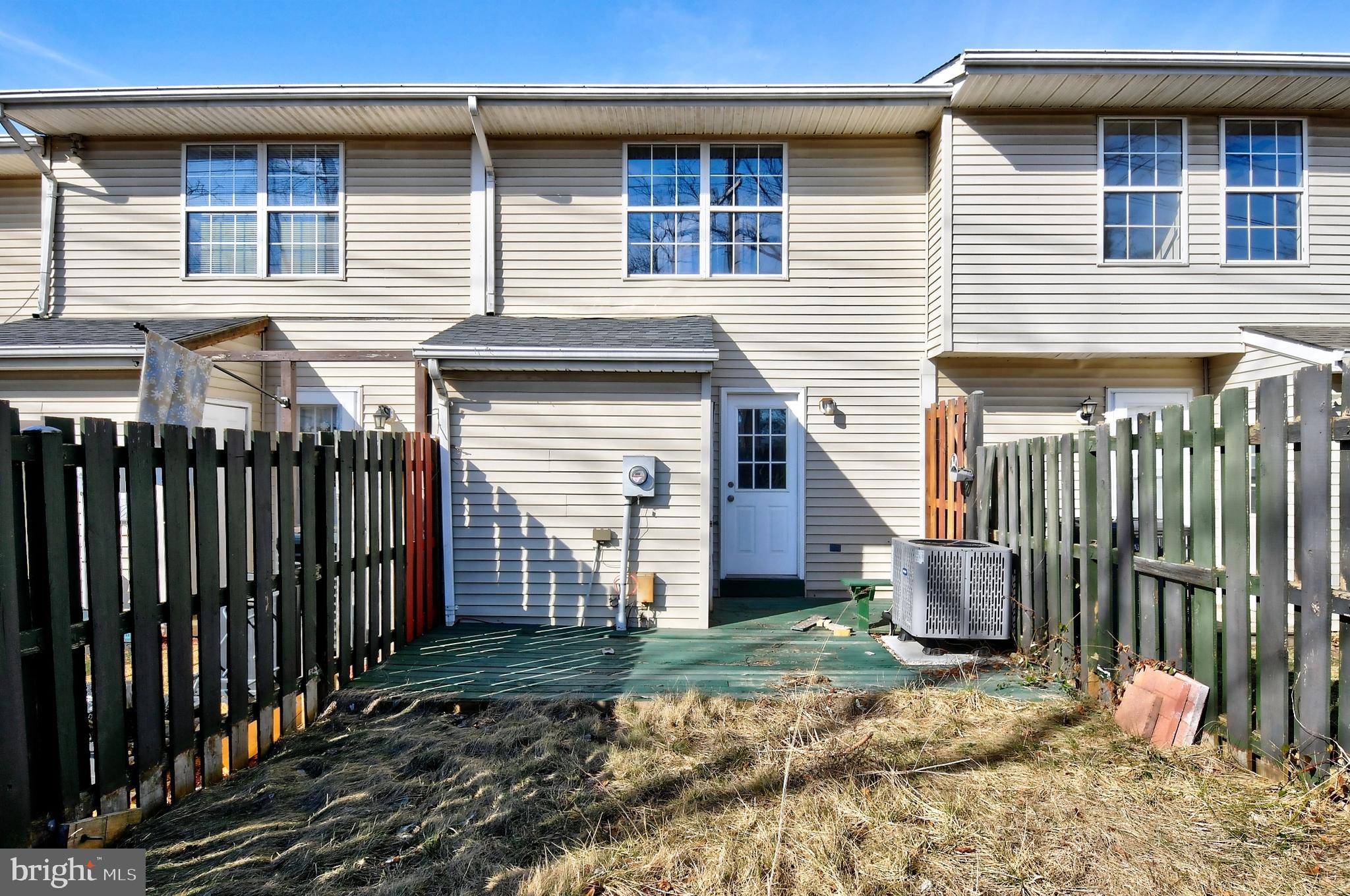 WILLOW BROOK - Residential