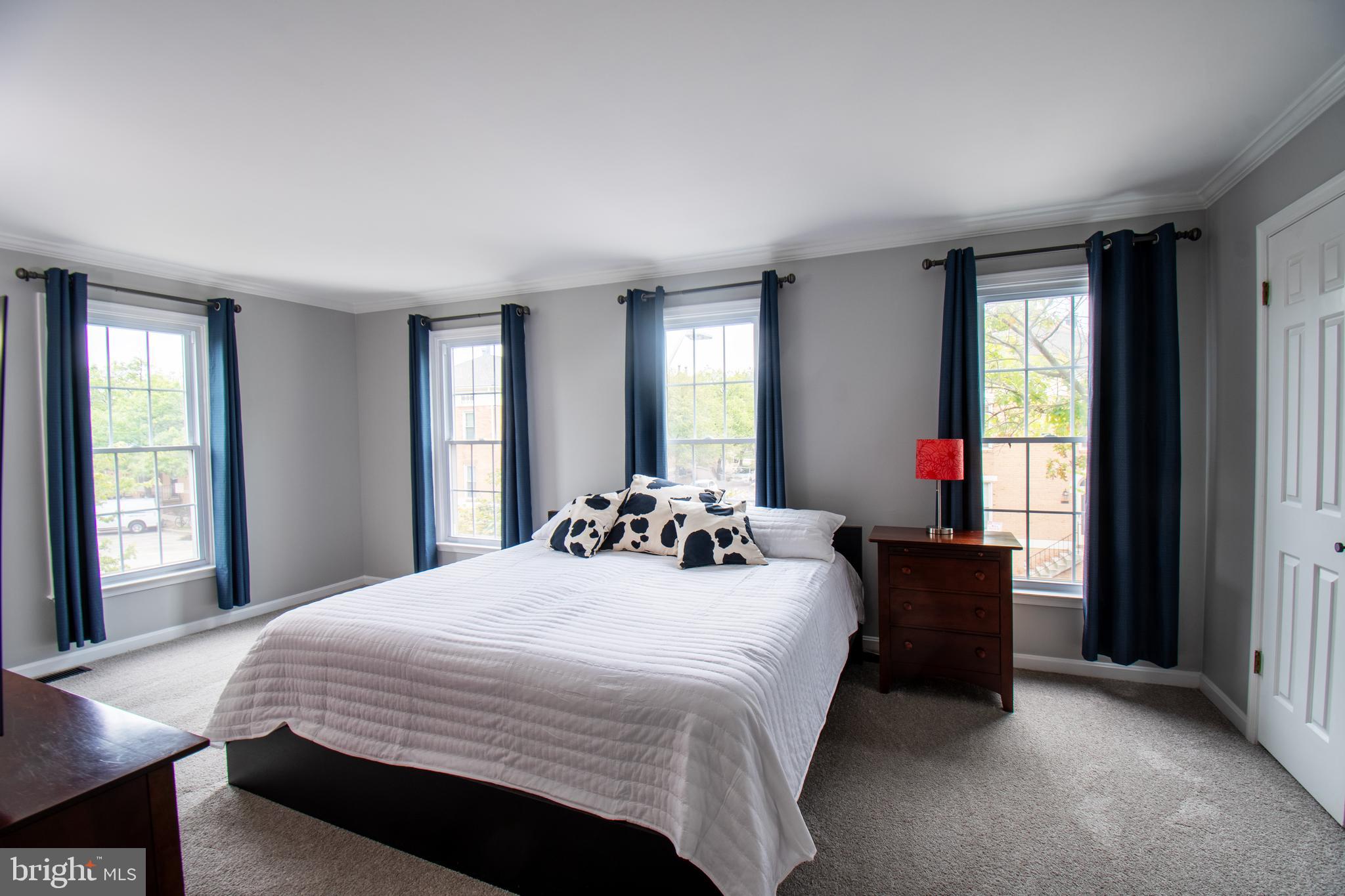 CANTON SQUARE - Residential