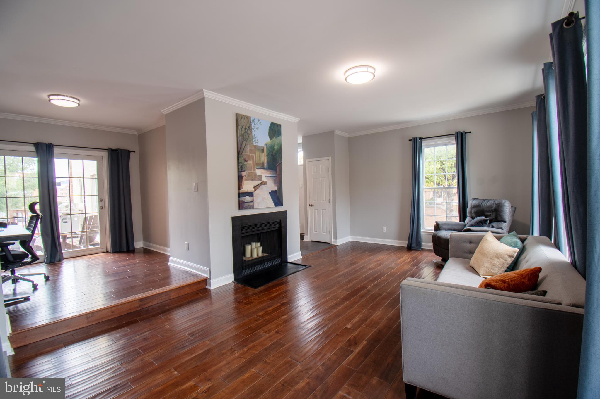 CANTON SQUARE - Residential