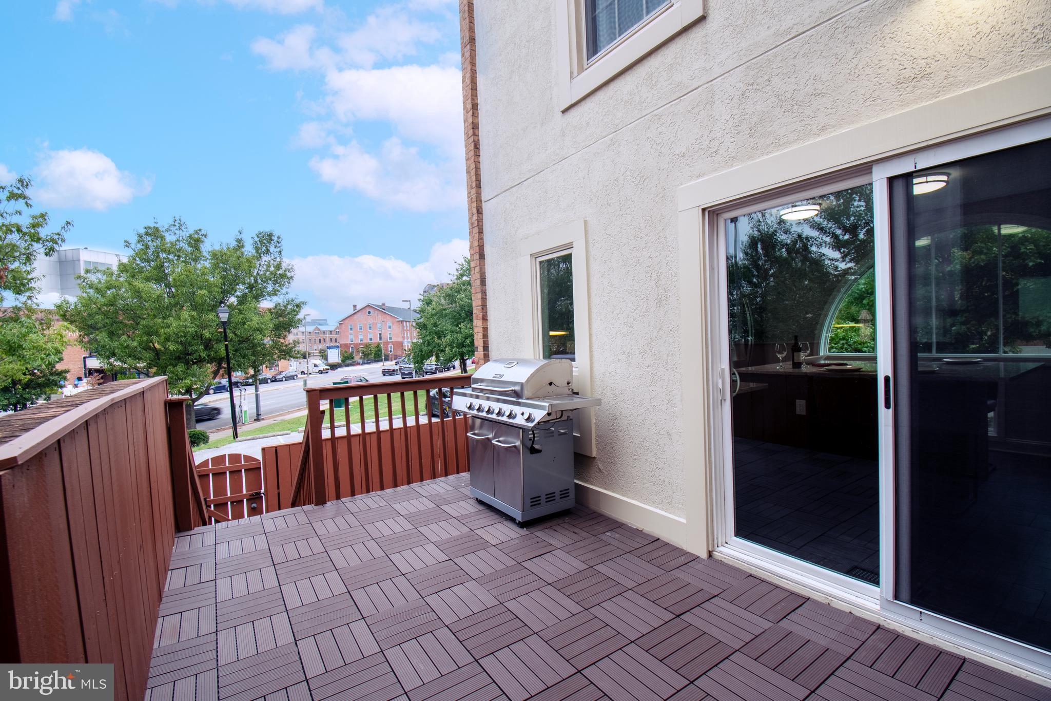 CANTON SQUARE - Residential