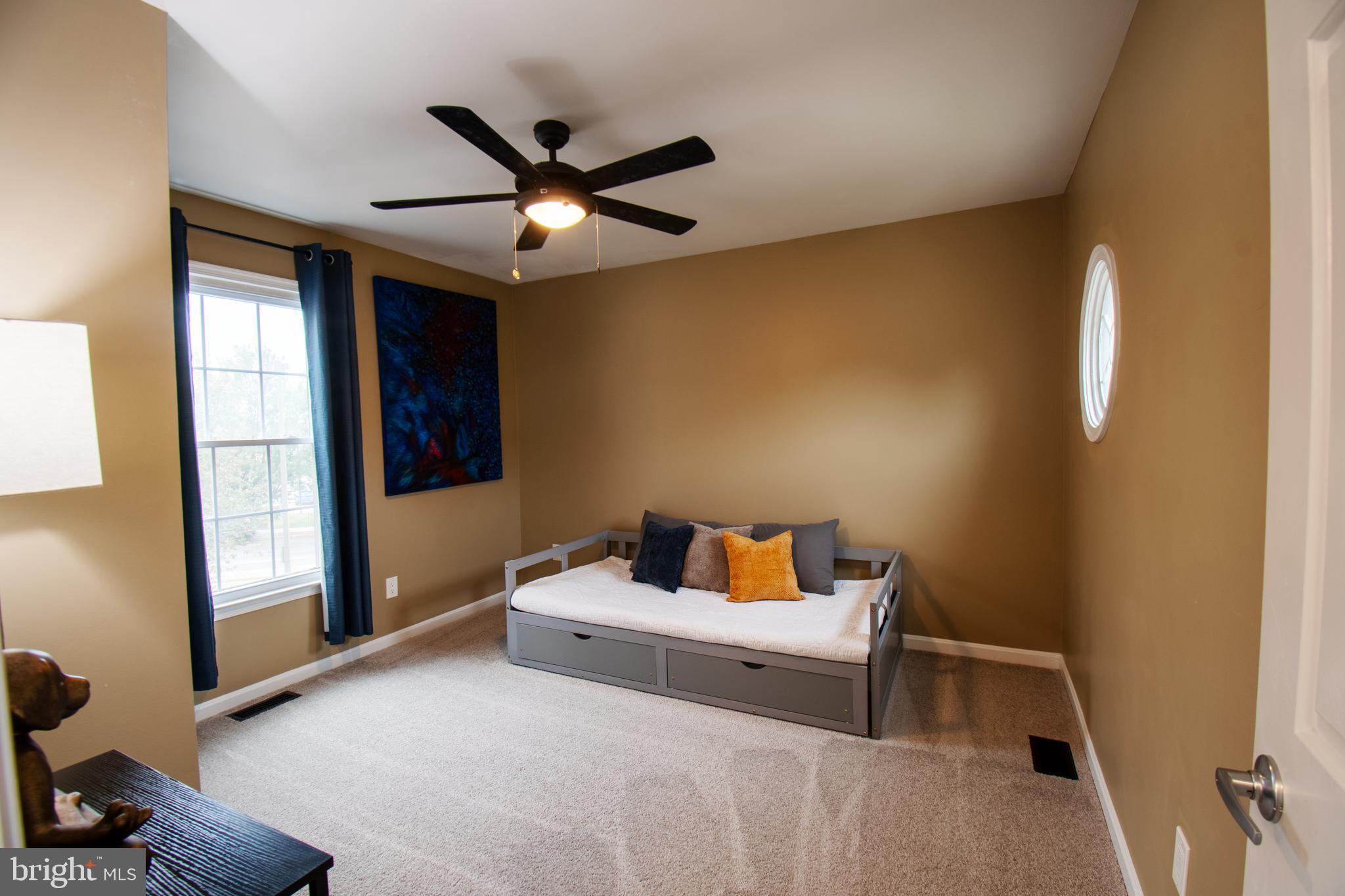 CANTON SQUARE - Residential