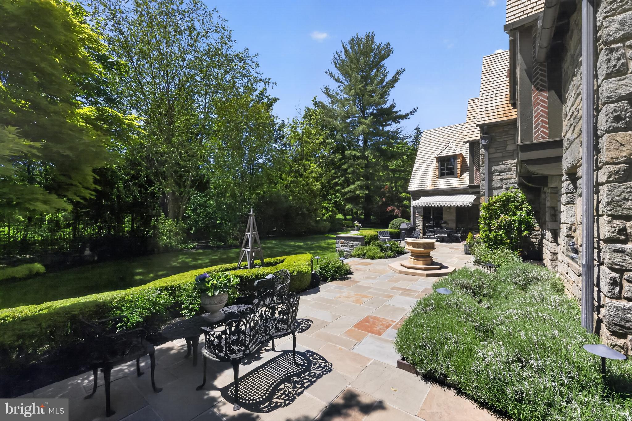 MERION GOLF ESTATES - Residential