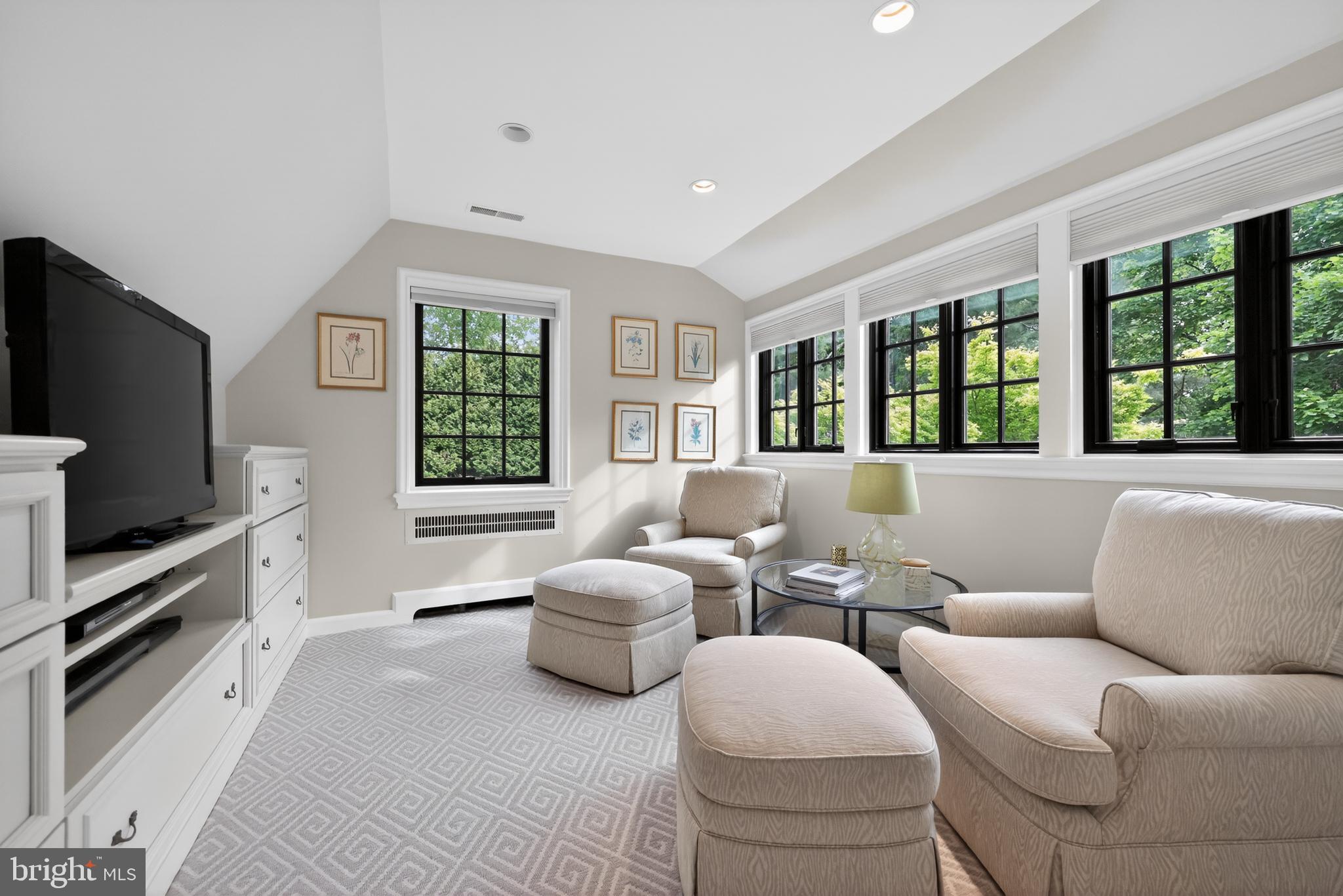 MERION GOLF ESTATES - Residential