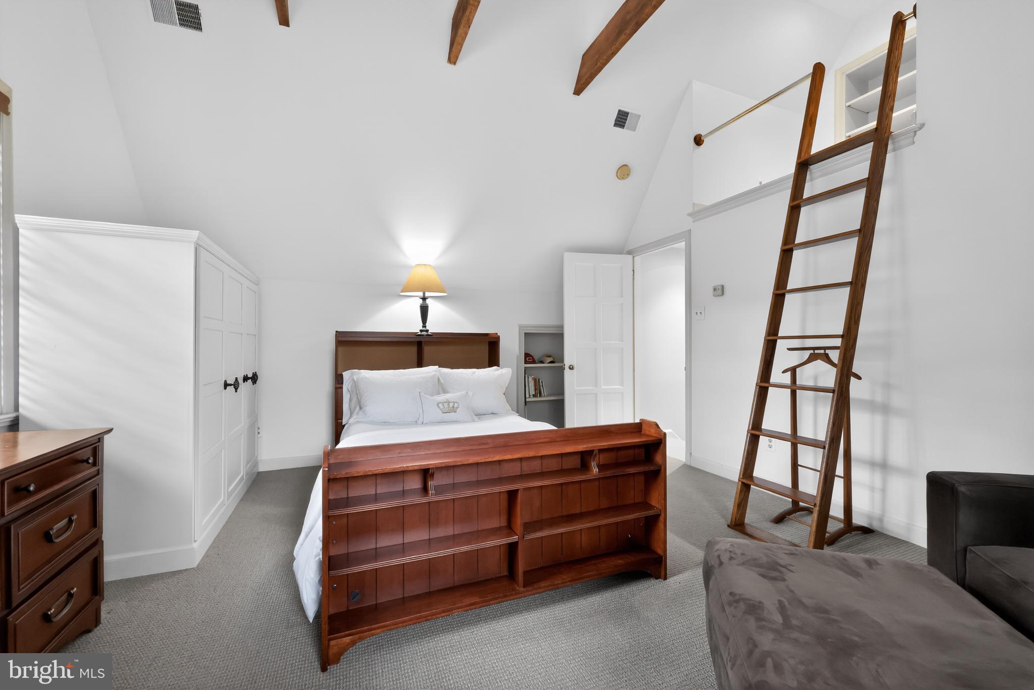 MERION GOLF ESTATES - Residential