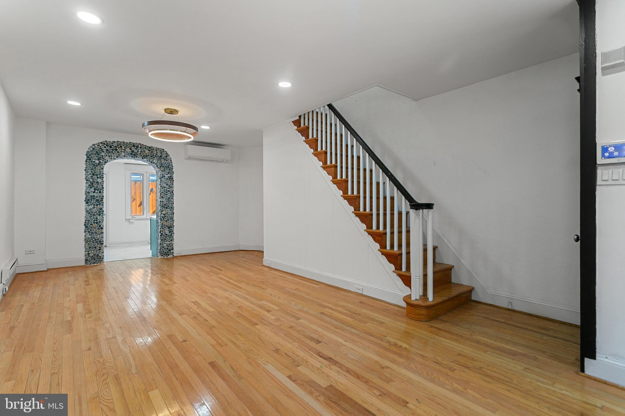423 CROSS STREET