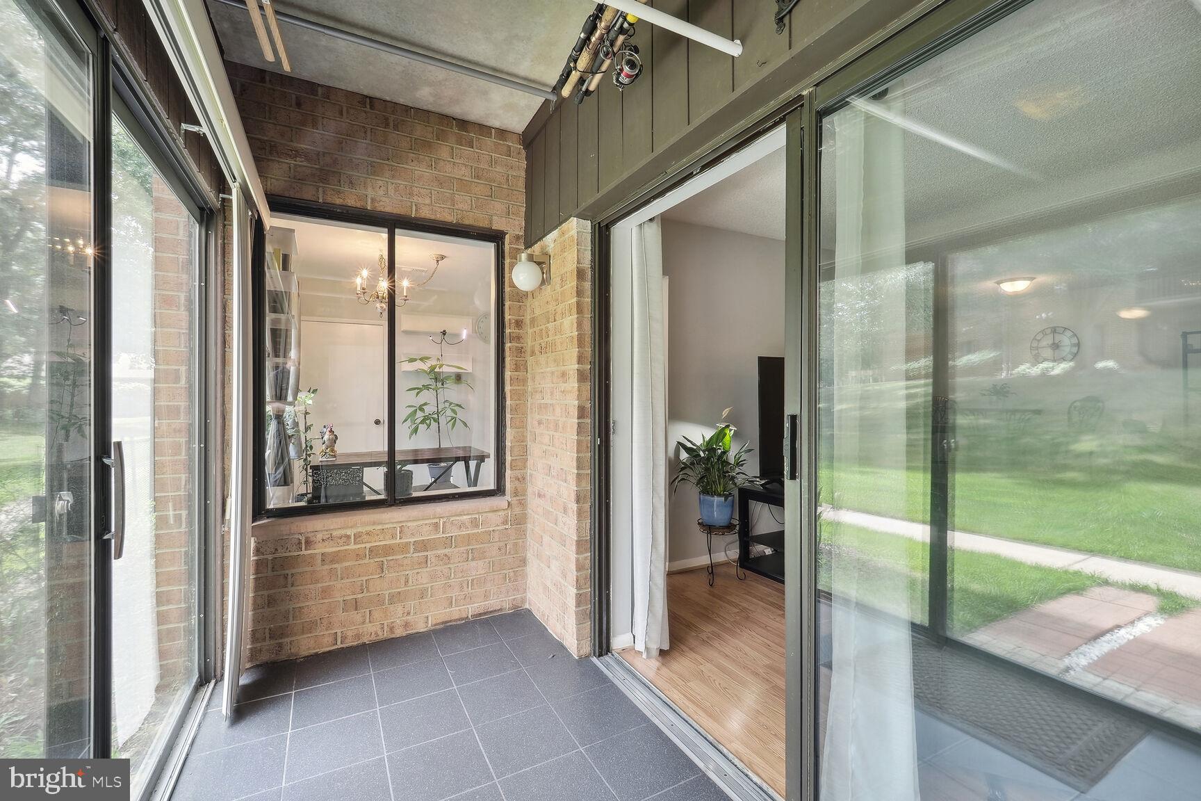 LEISURE WORLD - Residential