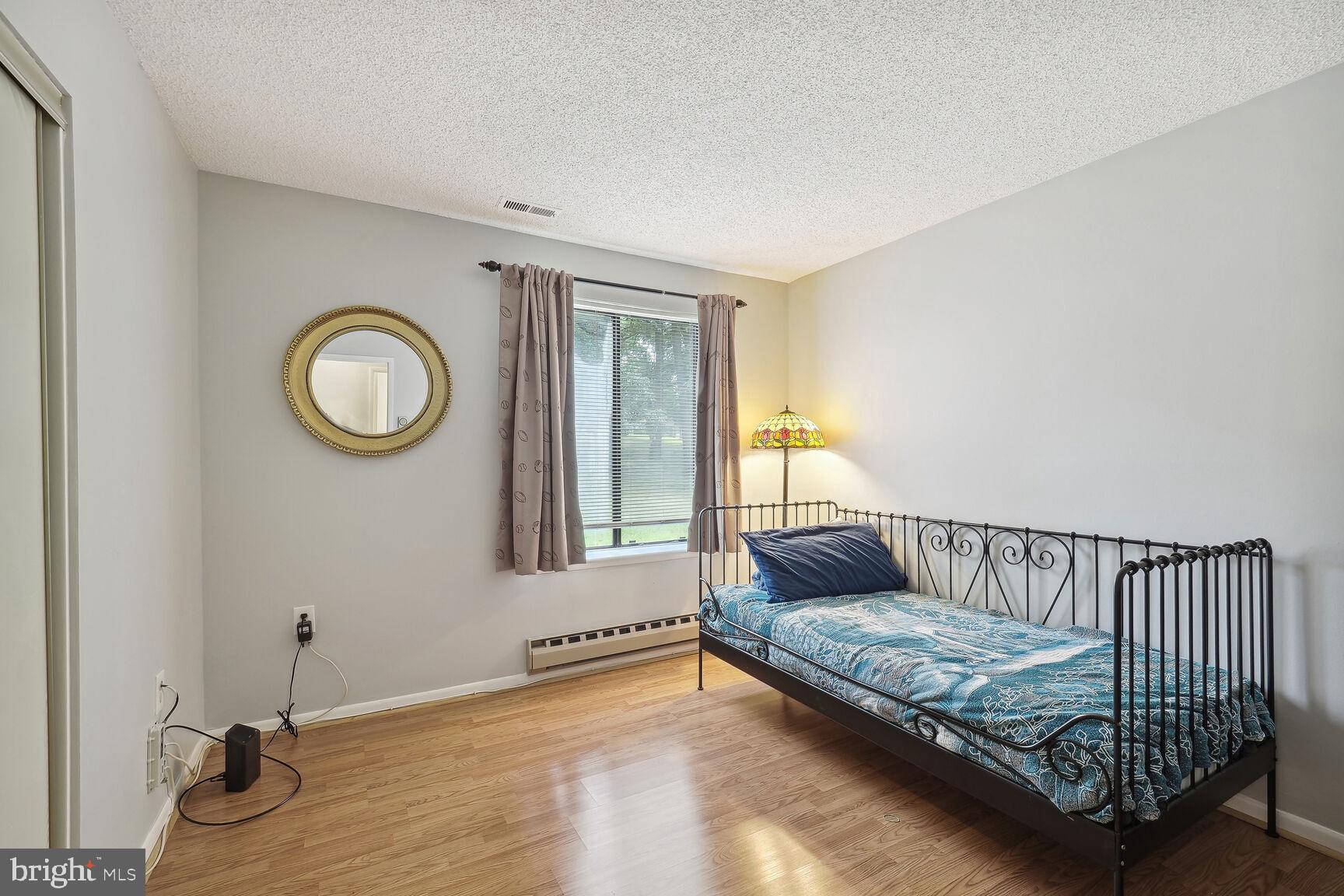 LEISURE WORLD - Residential