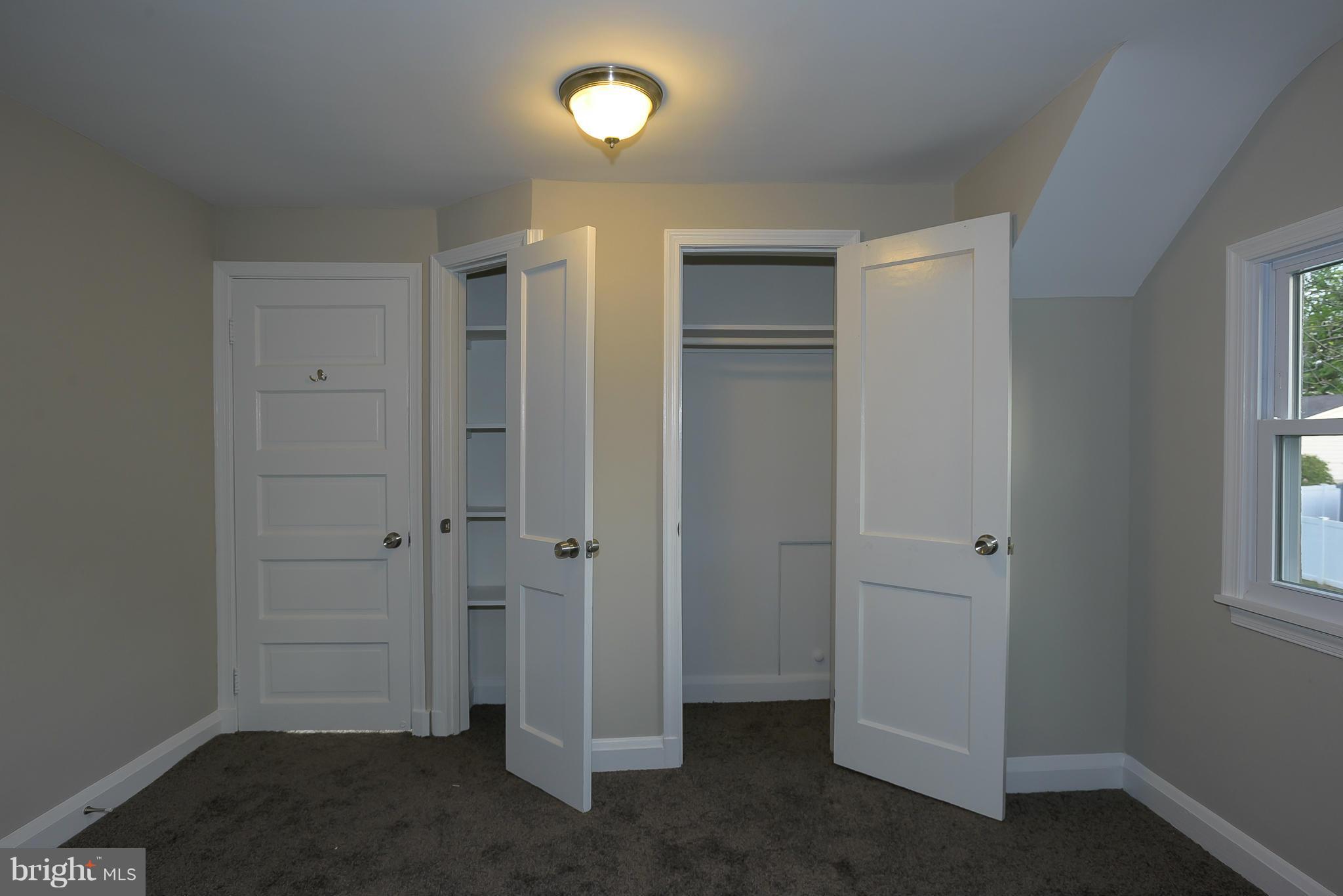 CATONSVILLE MANOR - Residential