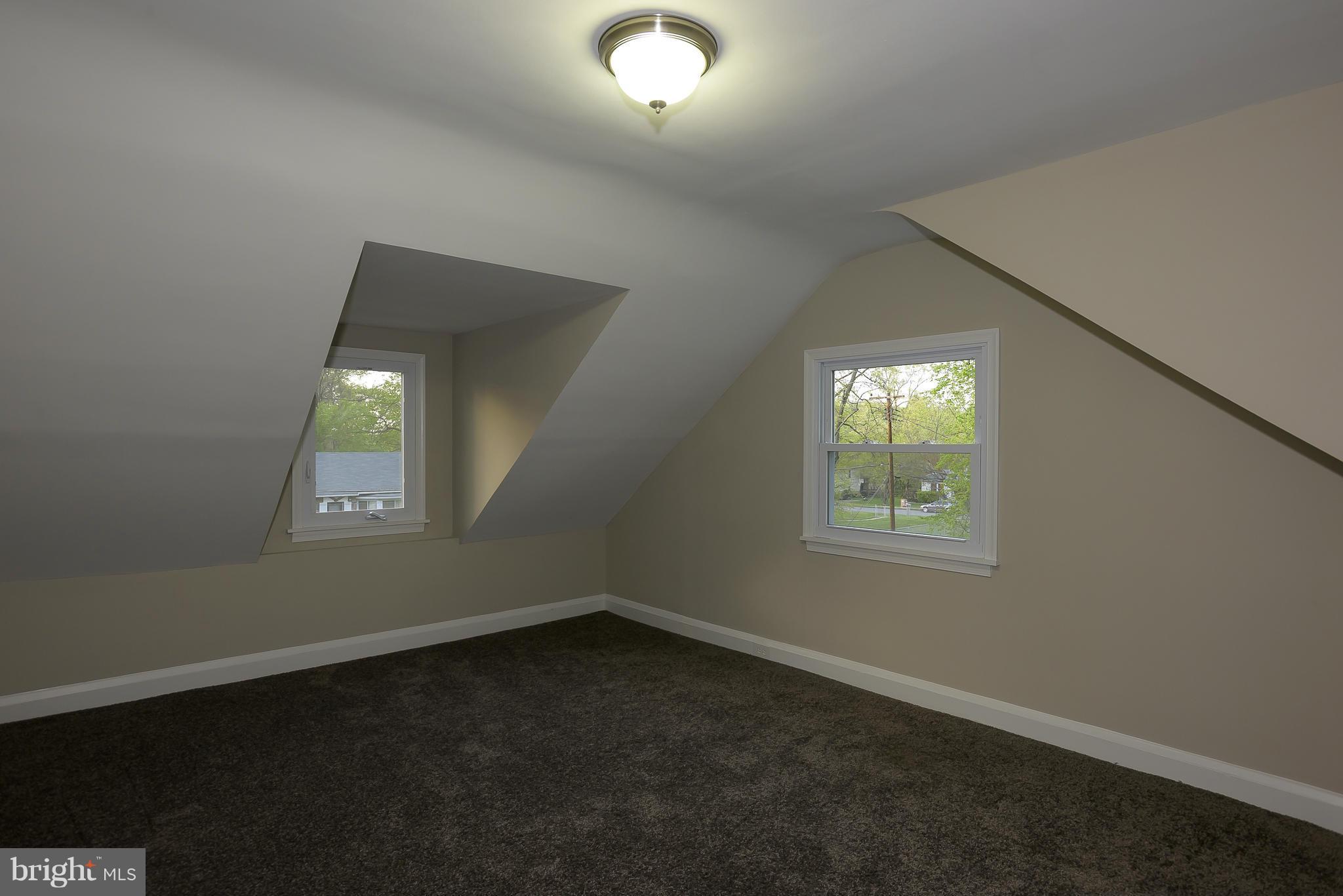 CATONSVILLE MANOR - Residential