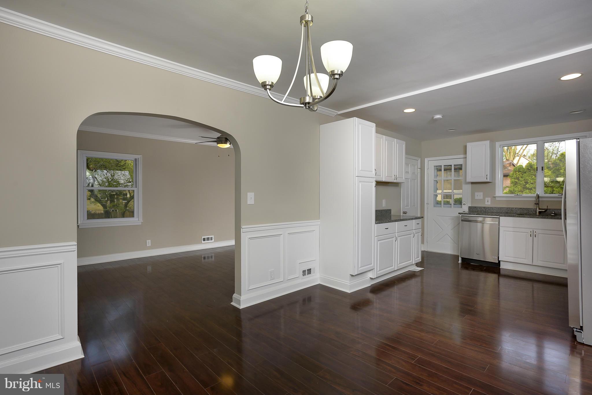 CATONSVILLE MANOR - Residential