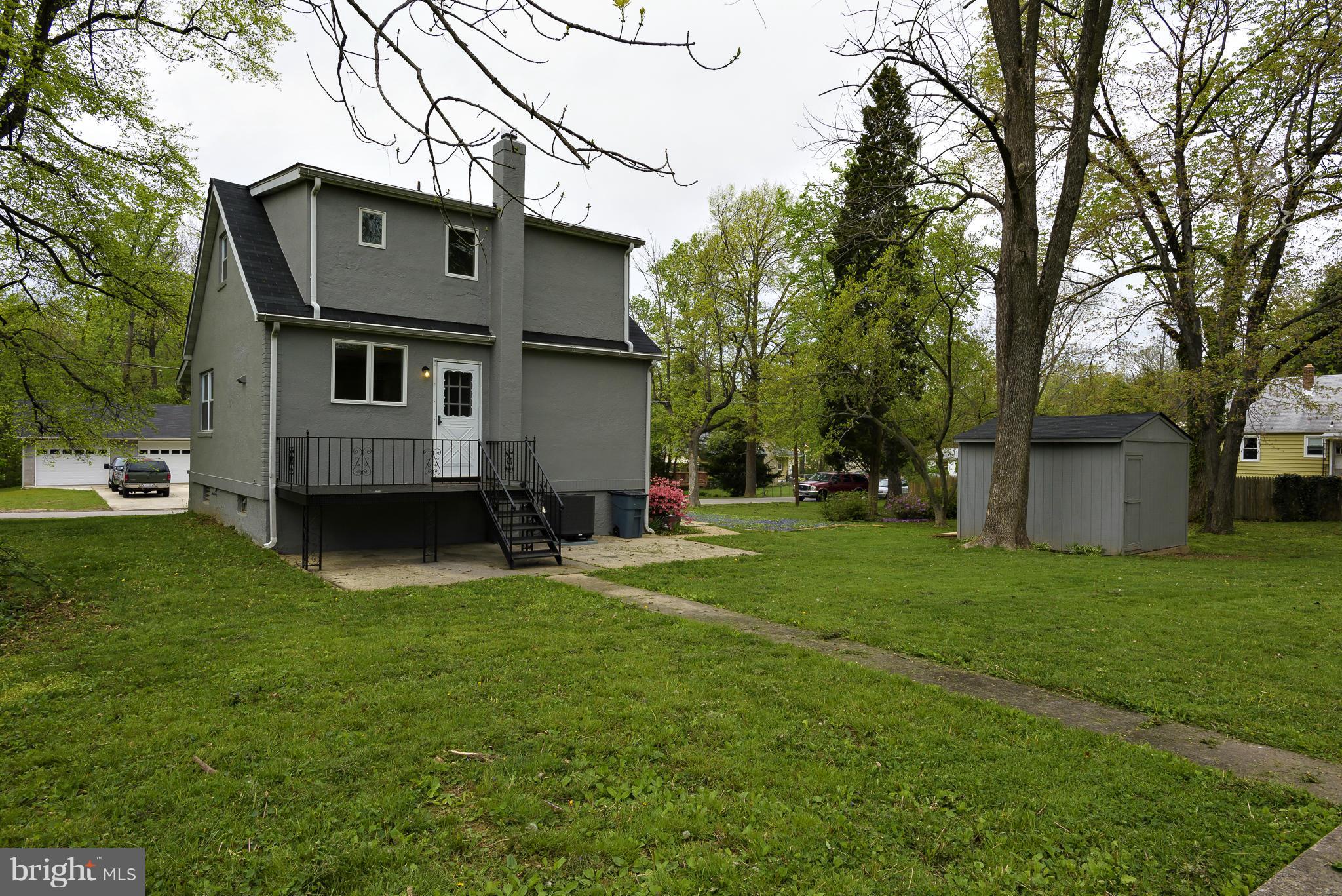 CATONSVILLE MANOR - Residential