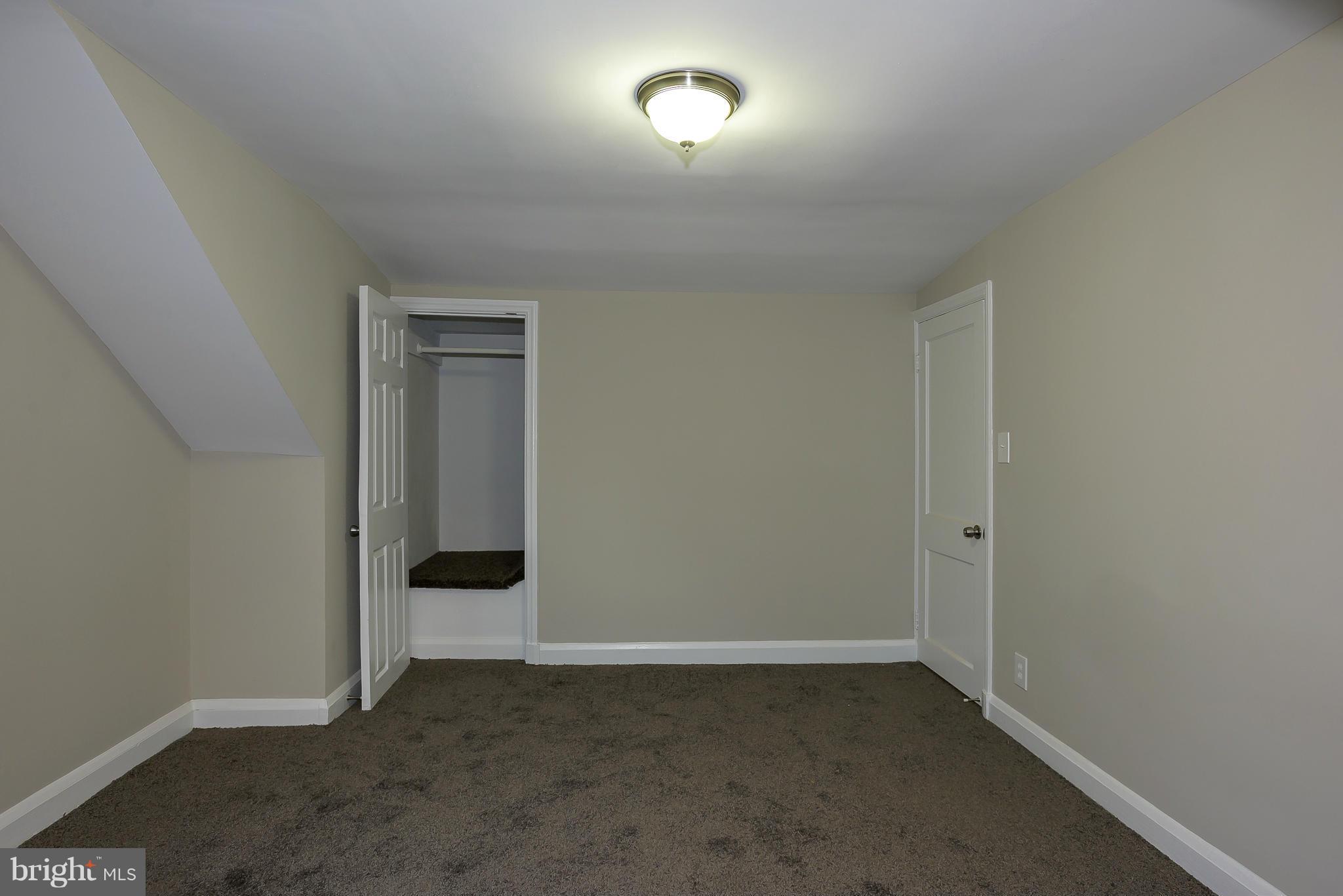 CATONSVILLE MANOR - Residential