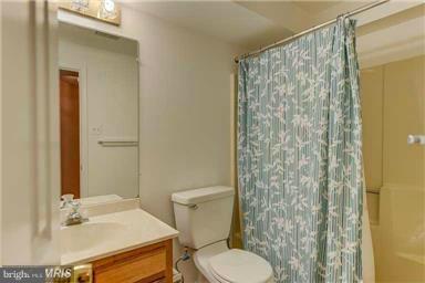 CHANTILLY HIGHLANDS - Residential Lease