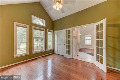 CHANTILLY HIGHLANDS - Residential Lease