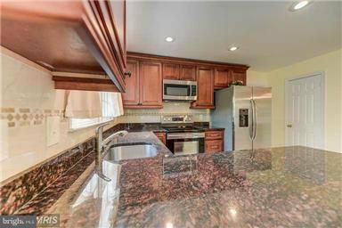 CHANTILLY HIGHLANDS - Residential Lease