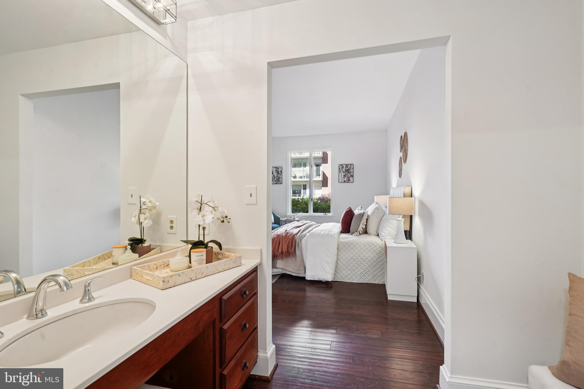 CHEVY CHASE - Residential