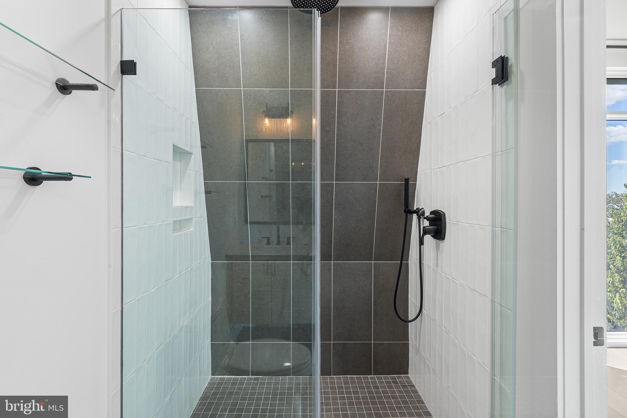 GRADUATE HOSPITAL - Residential