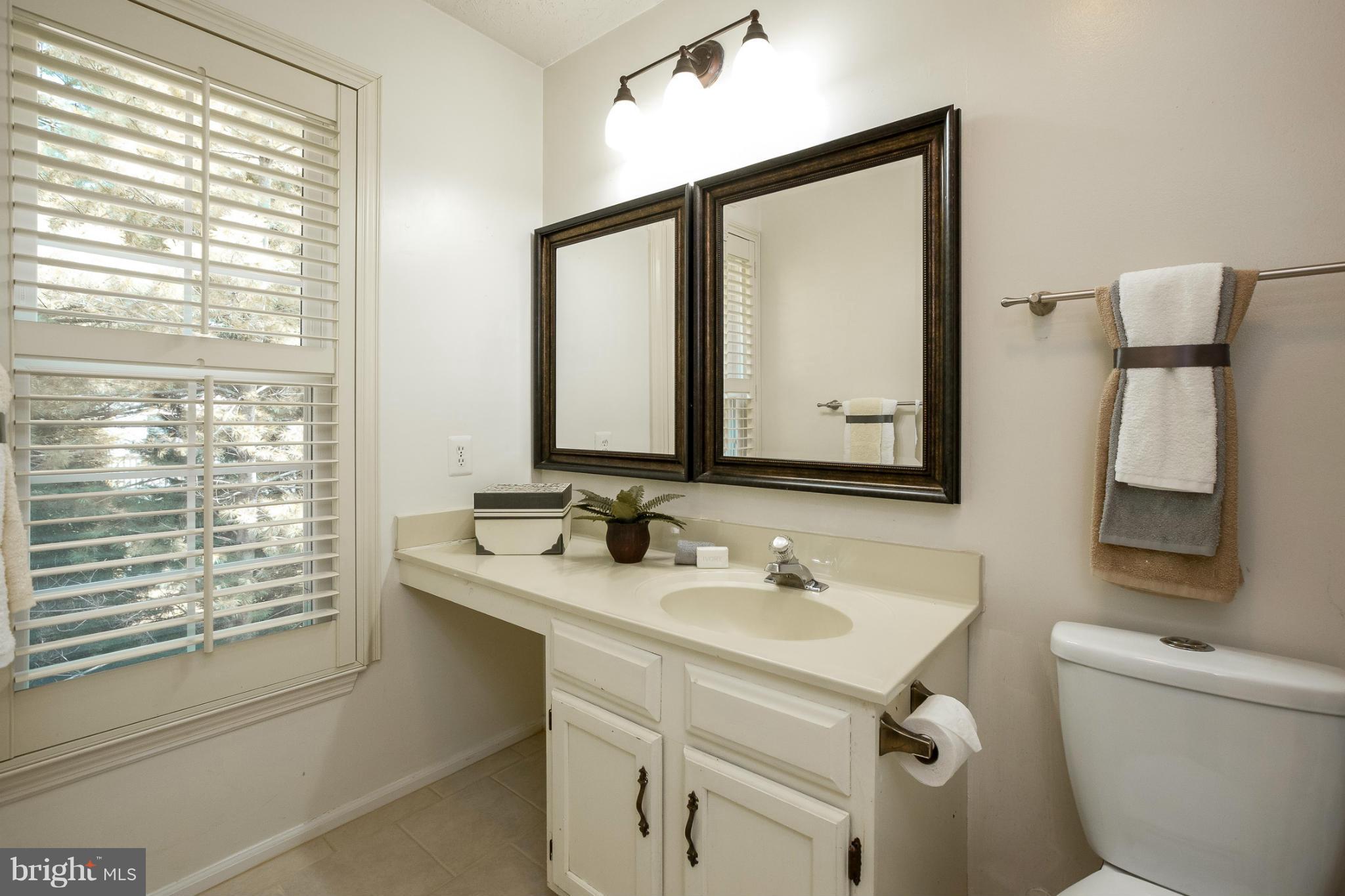 CLEMENS CROSSING - Residential Lease